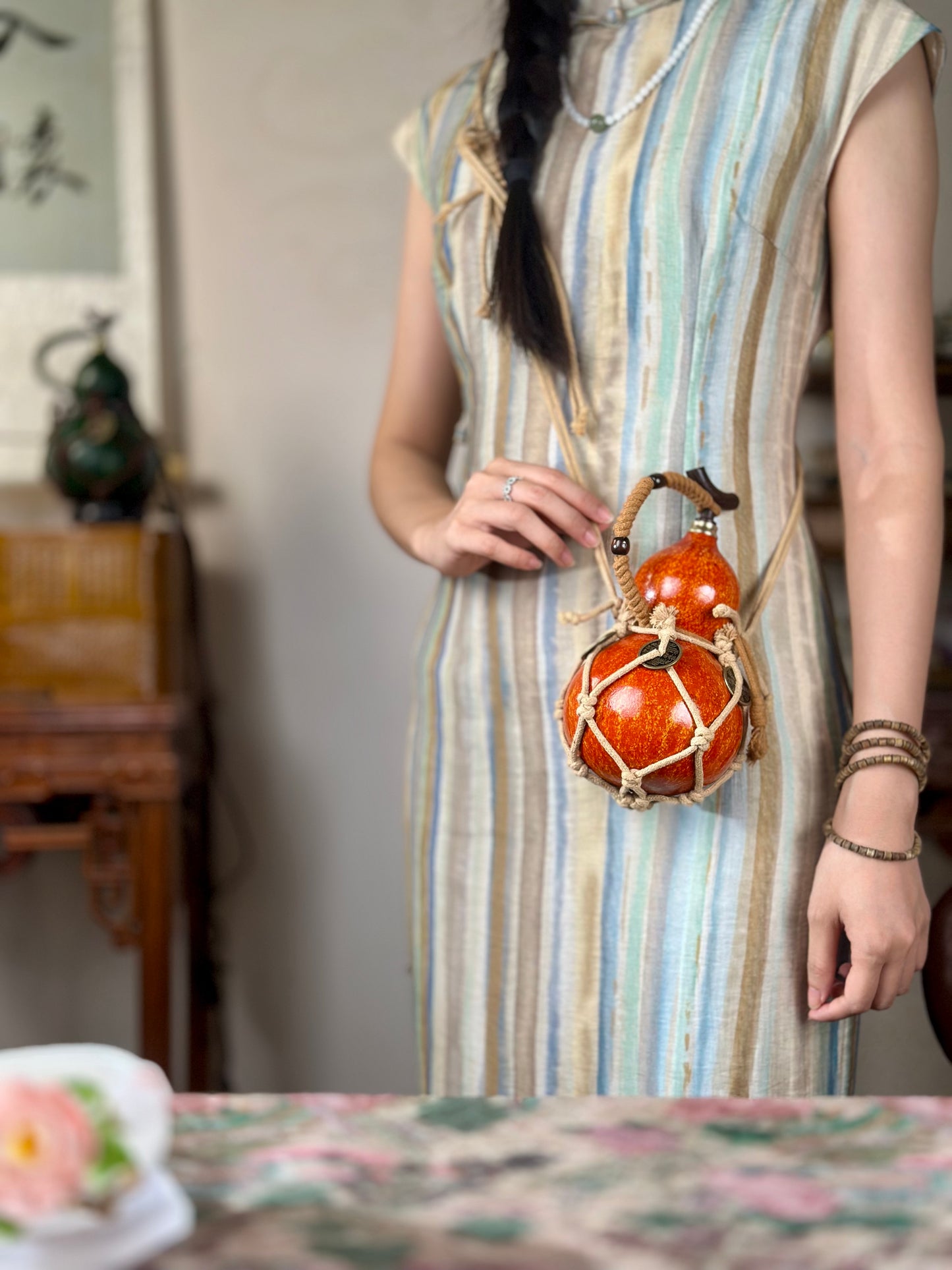 Hand dyed Orange Chinese Lacquerware Hulu Natural Gourd Water Tea Container  Fengshui Classical Home Decor