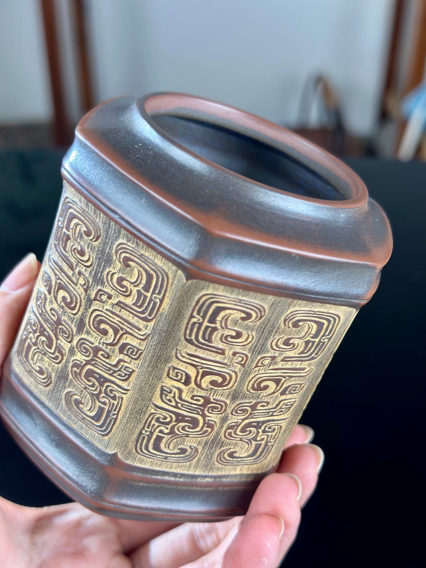 Hand Engraved Chinse Antique Taotie Pattern Nixing Clay Tea Jar Tea Container