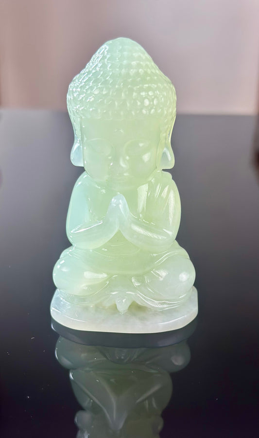 Handengraved Chinese Precious Xiuyu Jade Bouddha Sculpture Artwork Home Decor