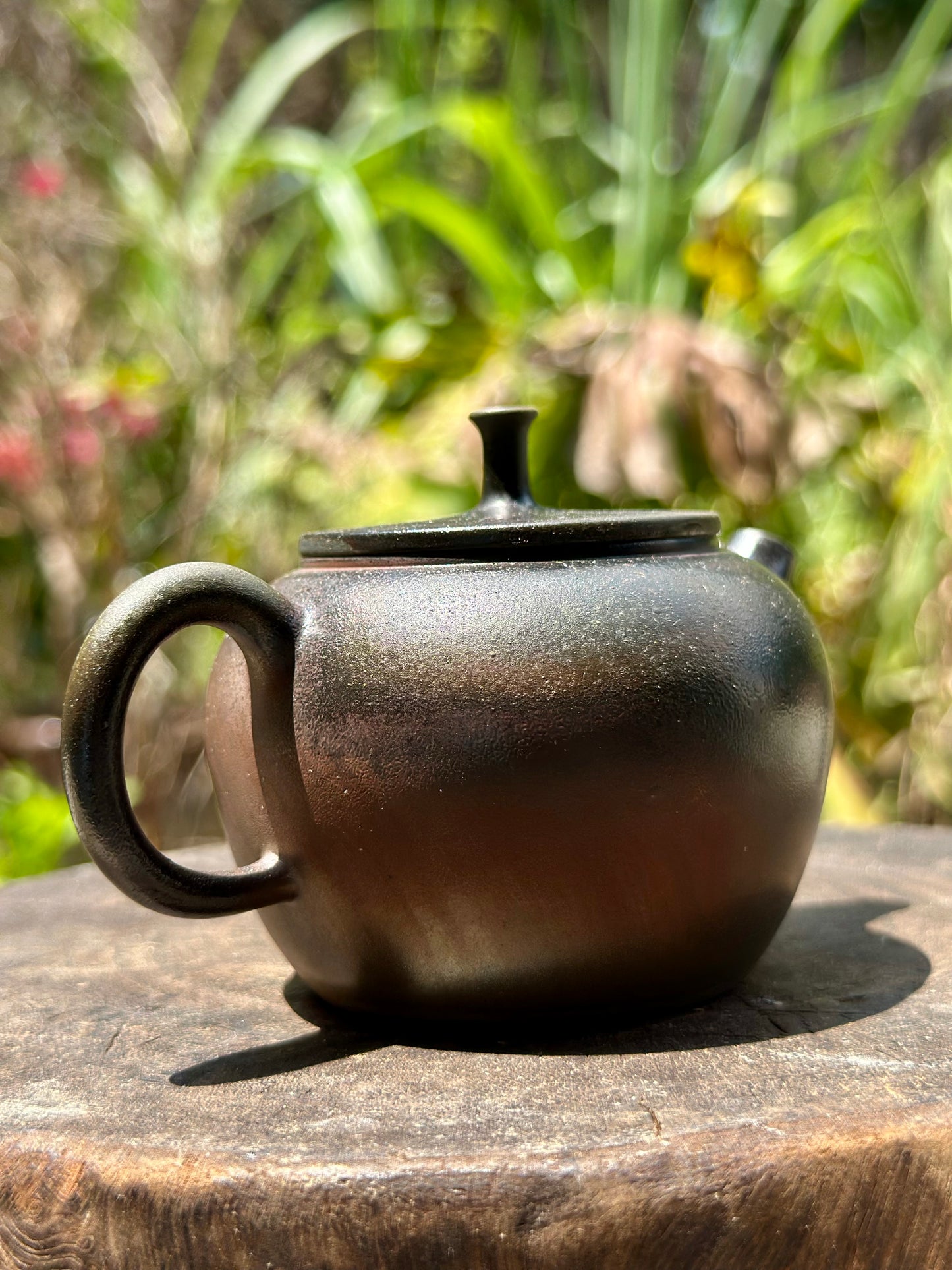 Handcrafted Woodfired Artowork Chinese Apple Shape Nixing clay Pottery Clay Teapot 150ml