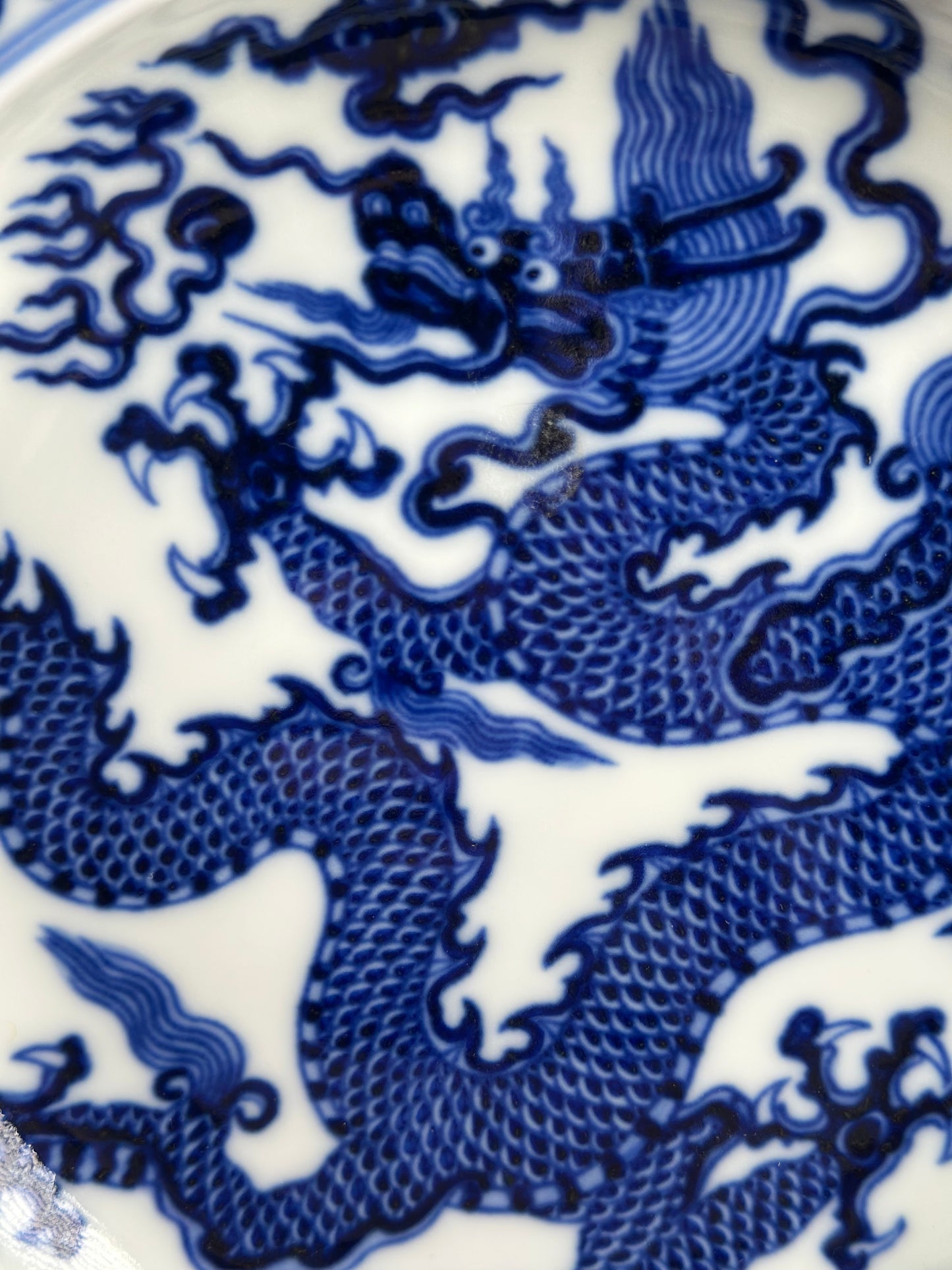 Chinese High-end Blue White Porcelain Handpainted Classic Xuande Dragon Pattern Tea tray Home Ornament Artwork Tray