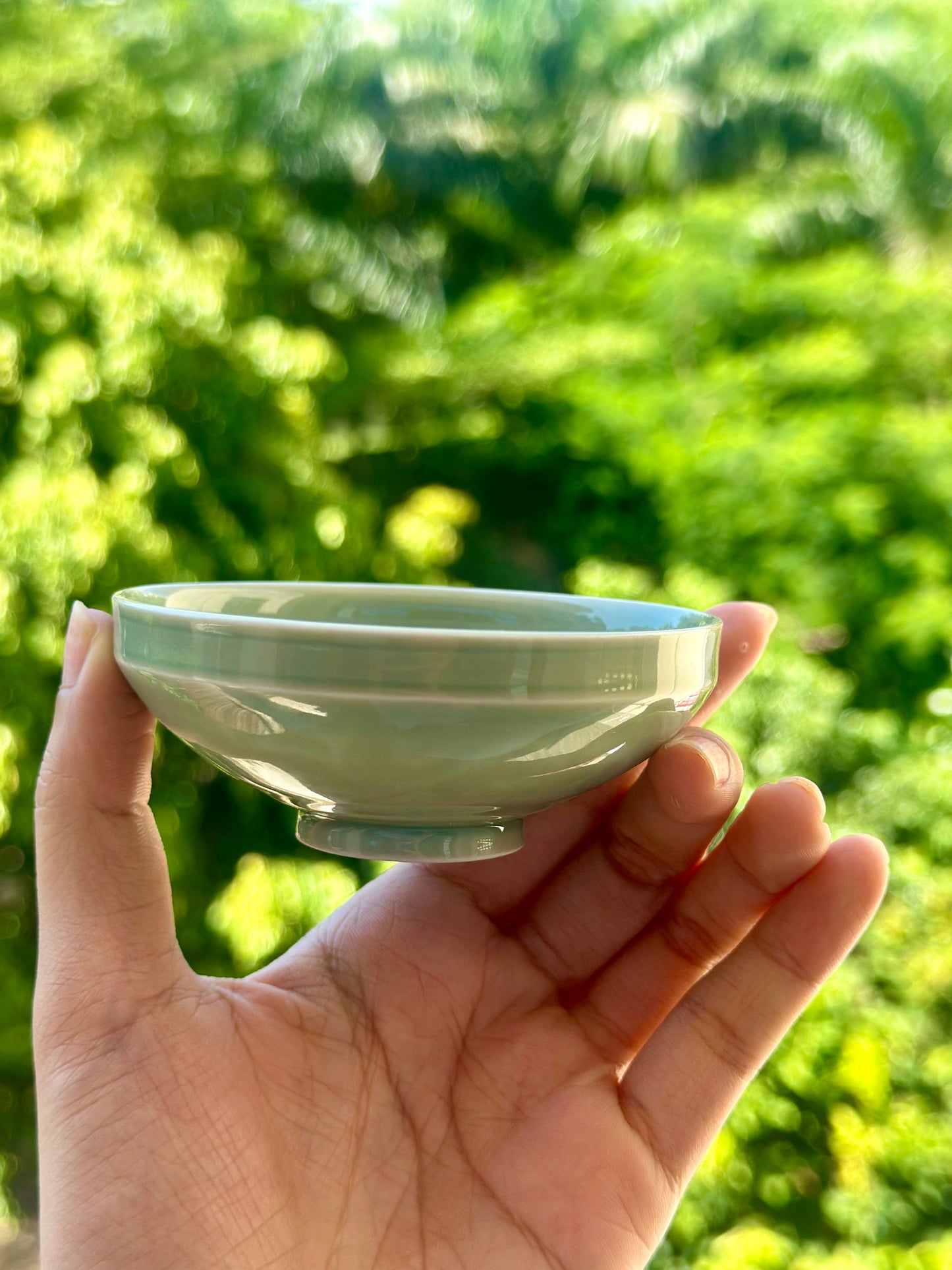 Handengraved Chinse Lotus Yaozhou Celadon Porcelain Kiln Sky Blue Green Puer Shape Teacup