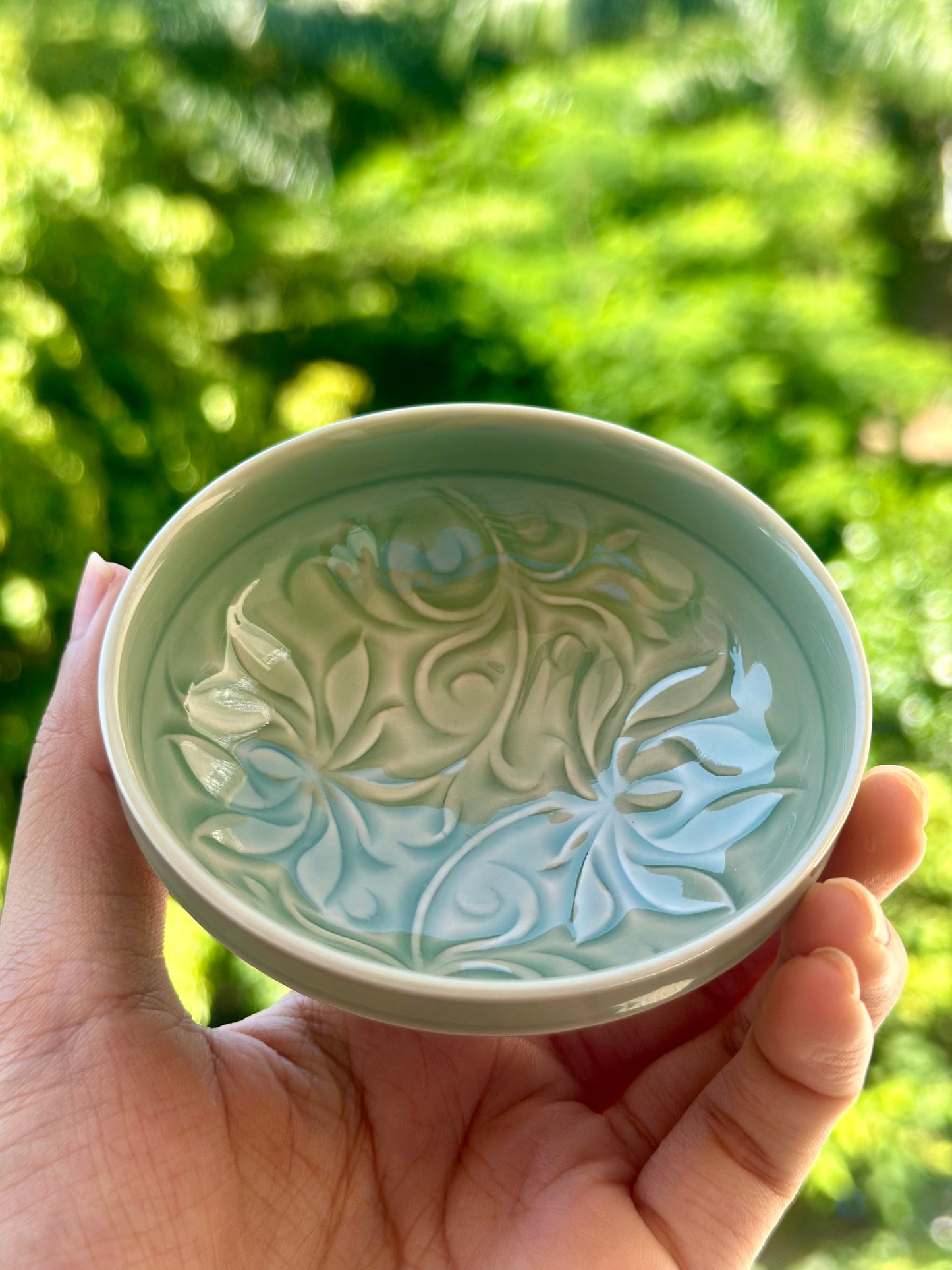 Handengraved Chinse Lotus Yaozhou Celadon Porcelain Kiln Sky Blue Green Puer Shape Teacup