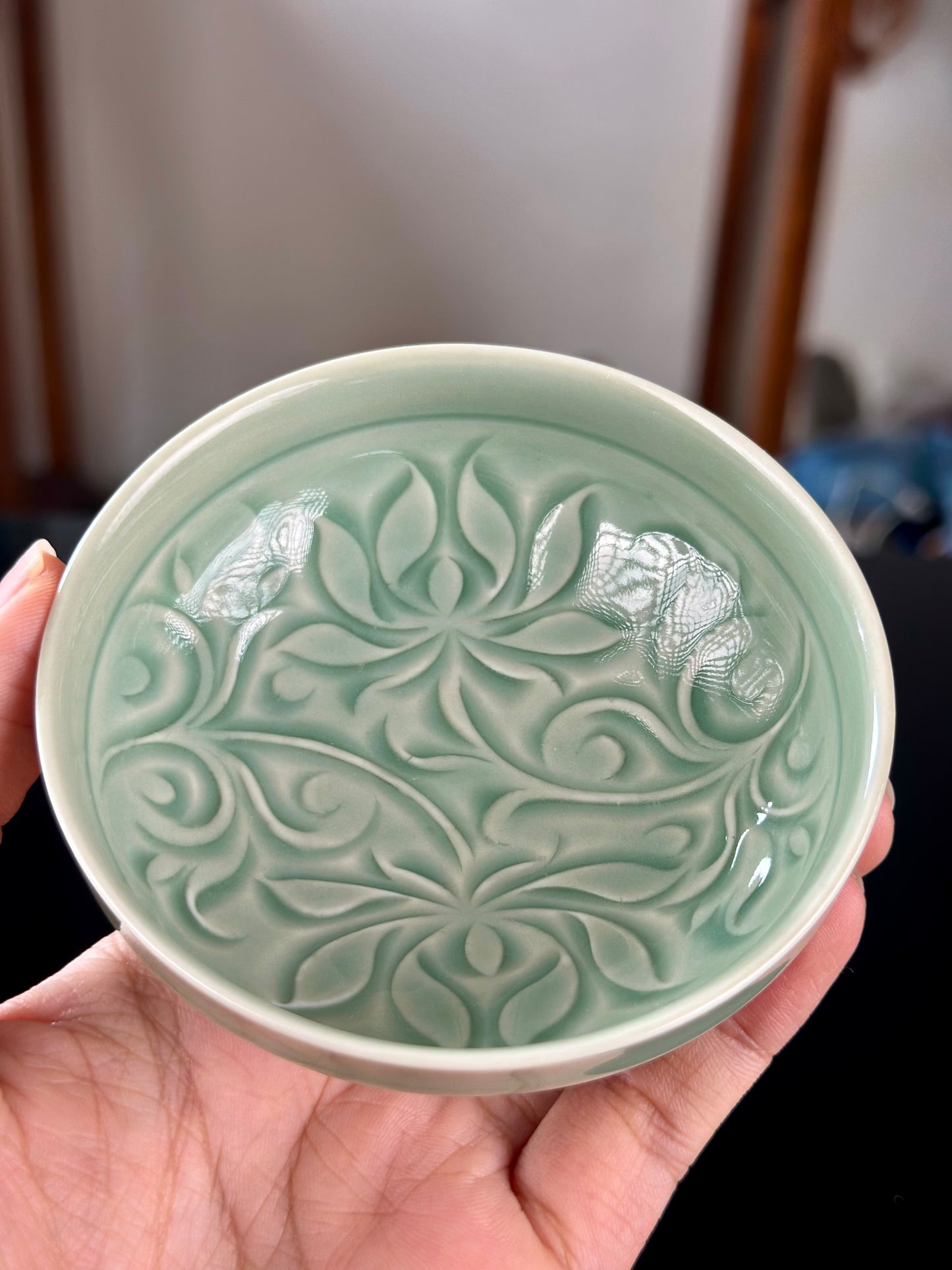 Handengraved Chinse Lotus Yaozhou Celadon Porcelain Kiln Sky Blue Green Puer Shape Teacup