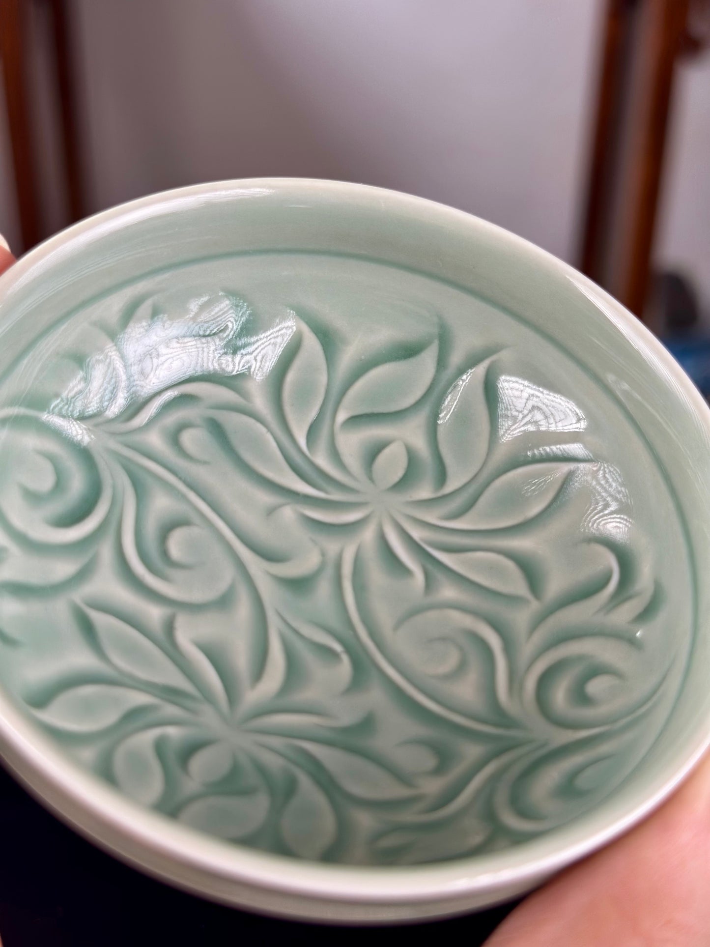 Handengraved Chinse Lotus Yaozhou Celadon Porcelain Kiln Sky Blue Green Puer Shape Teacup