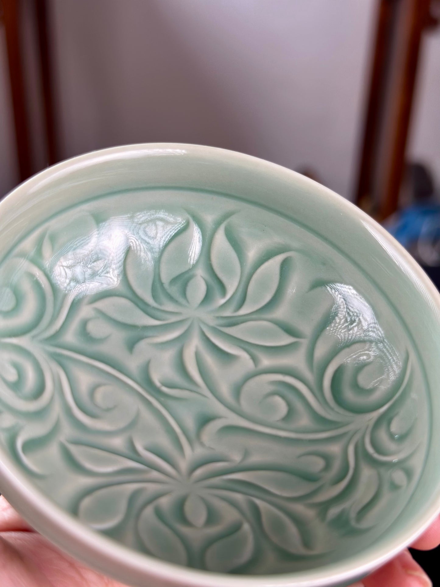 Handengraved Chinse Lotus Yaozhou Celadon Porcelain Kiln Sky Blue Green Puer Shape Teacup