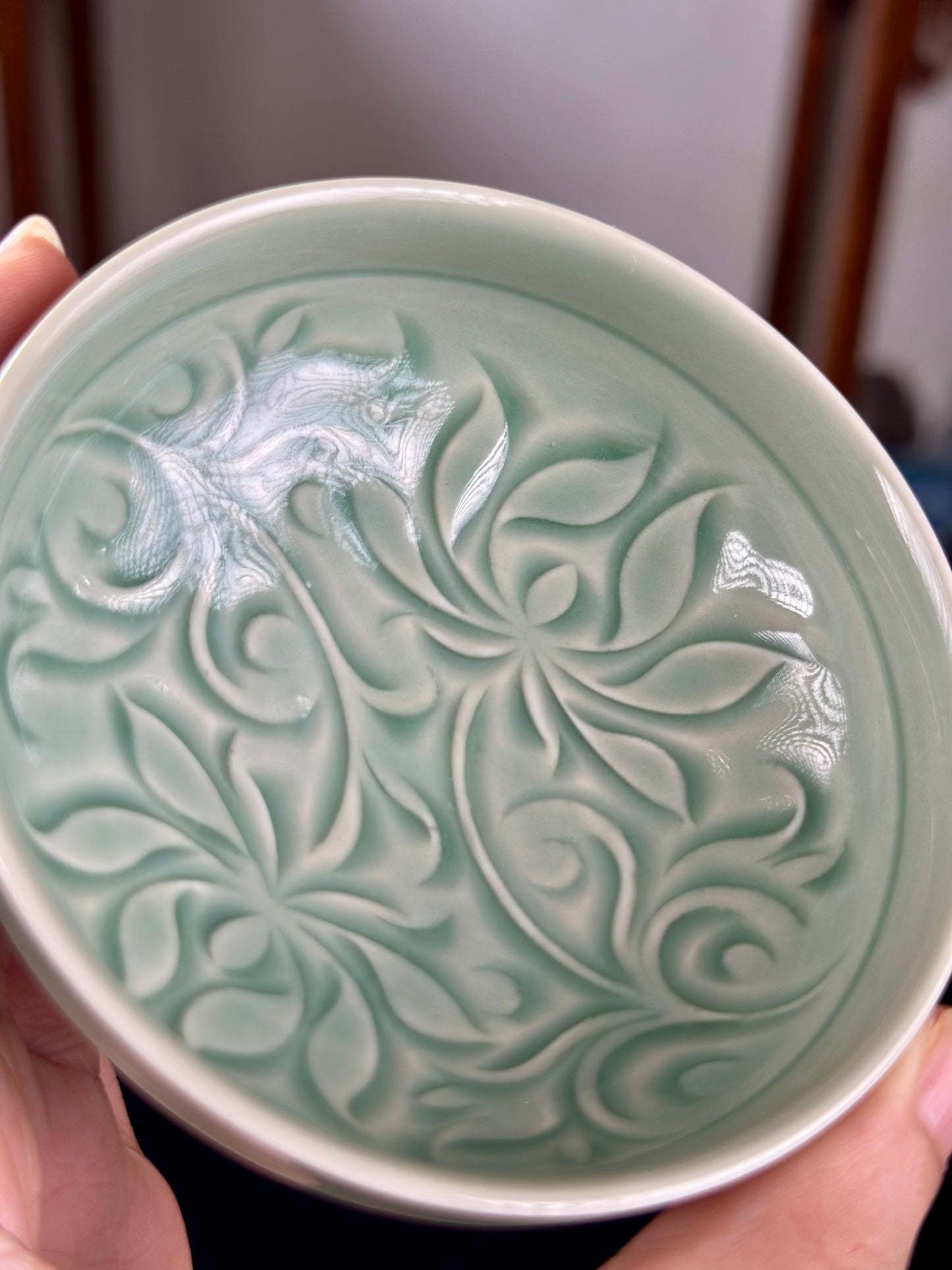 Handengraved Chinse Lotus Yaozhou Celadon Porcelain Kiln Sky Blue Green Puer Shape Teacup