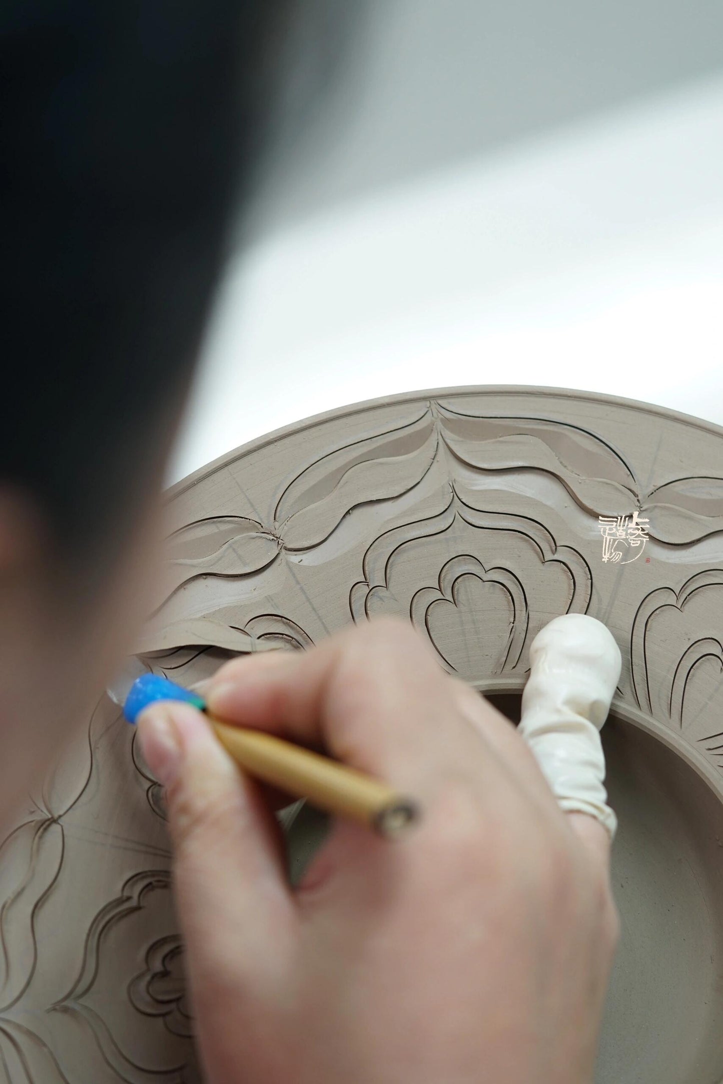 Handengraved Chinse Lotus Yaozhou Celadon Porcelain Kiln Sky Blue Green Puer Shape Teacup