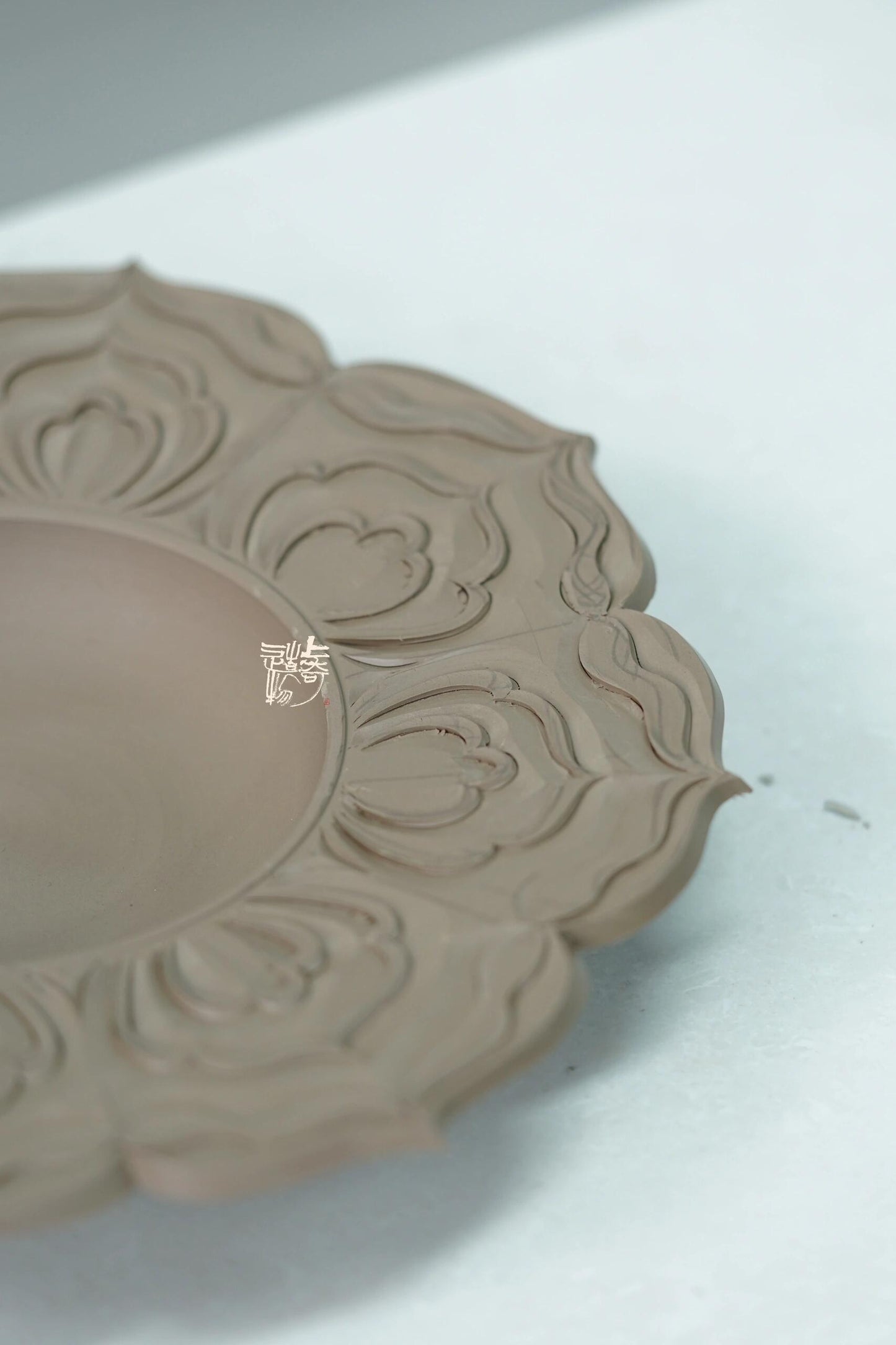 Handengraved Chinse Lotus Yaozhou Celadon Porcelain Kiln Sky Blue Green Puer Shape Teacup
