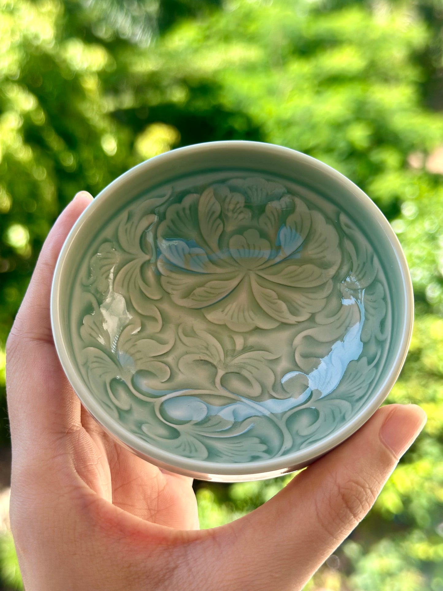Handengraved Chinse Fish Turning Dragon Classic Pattern Yaozhou Celadon Porcelain Kiln Moon White GlazeTeacup