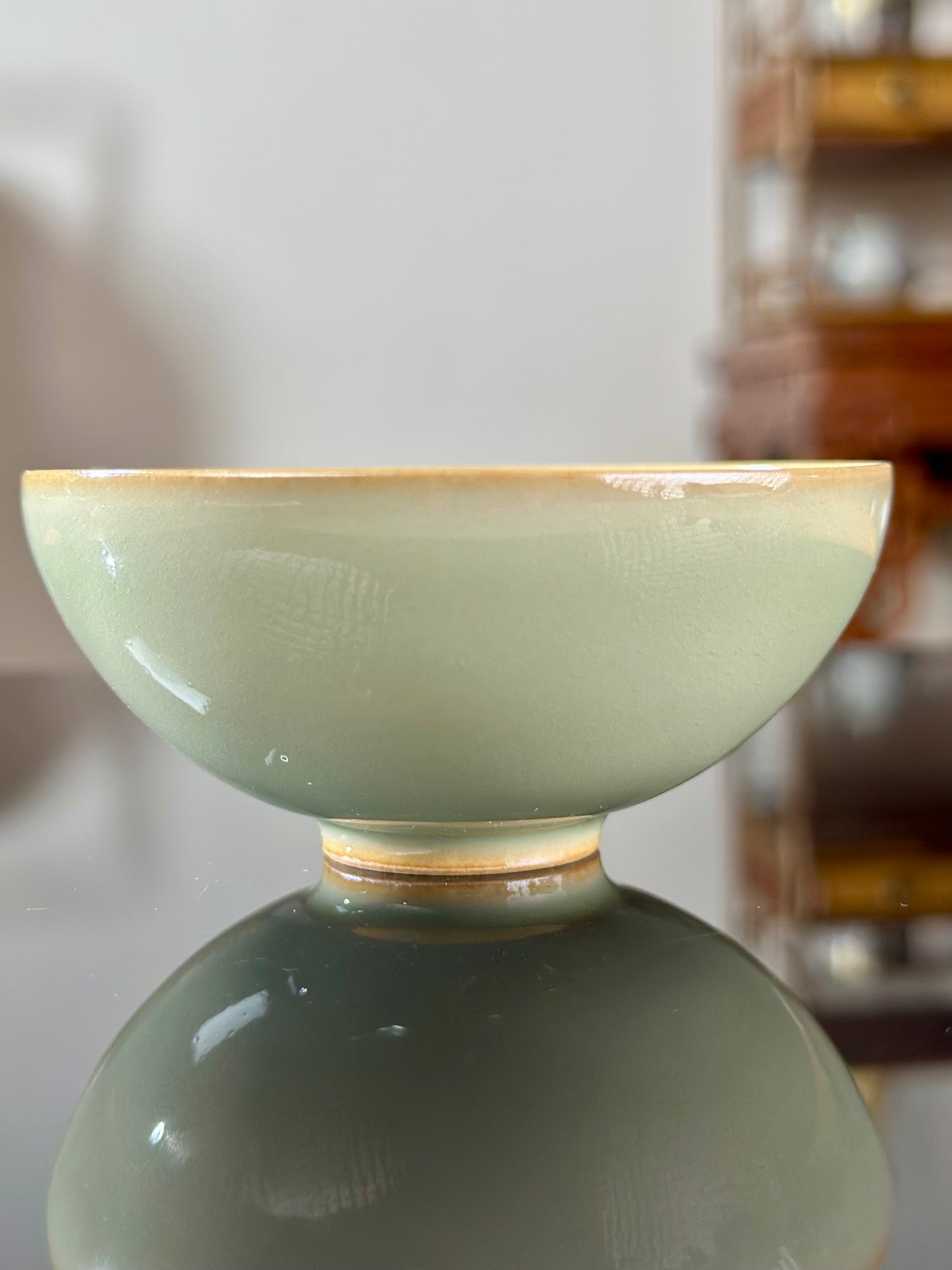 Handengraved Chinse Fish Turning Dragon Classic Pattern Yaozhou Celadon Porcelain Kiln Moon White GlazeTeacup
