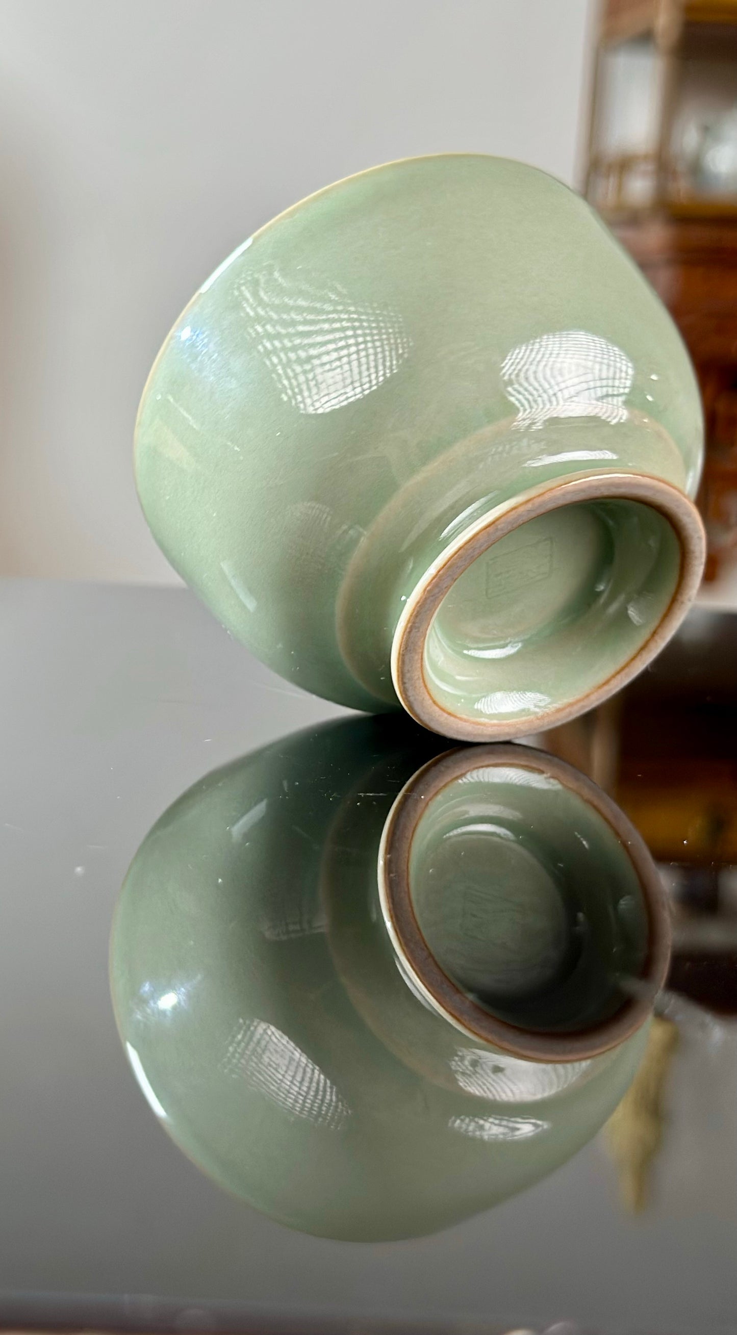 Handcrafted Chinese High-class Secret Color Porcelain Mise Celadon Teacup