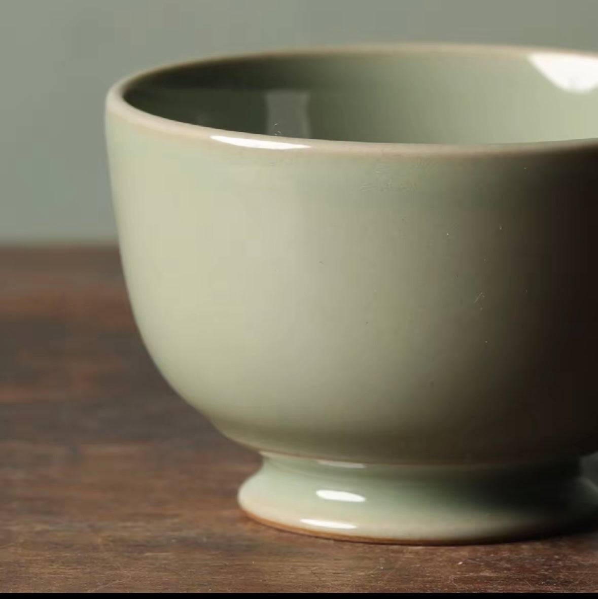 Handcrafted Chinese High-class Secret Color Porcelain Mise Celadon Teacup