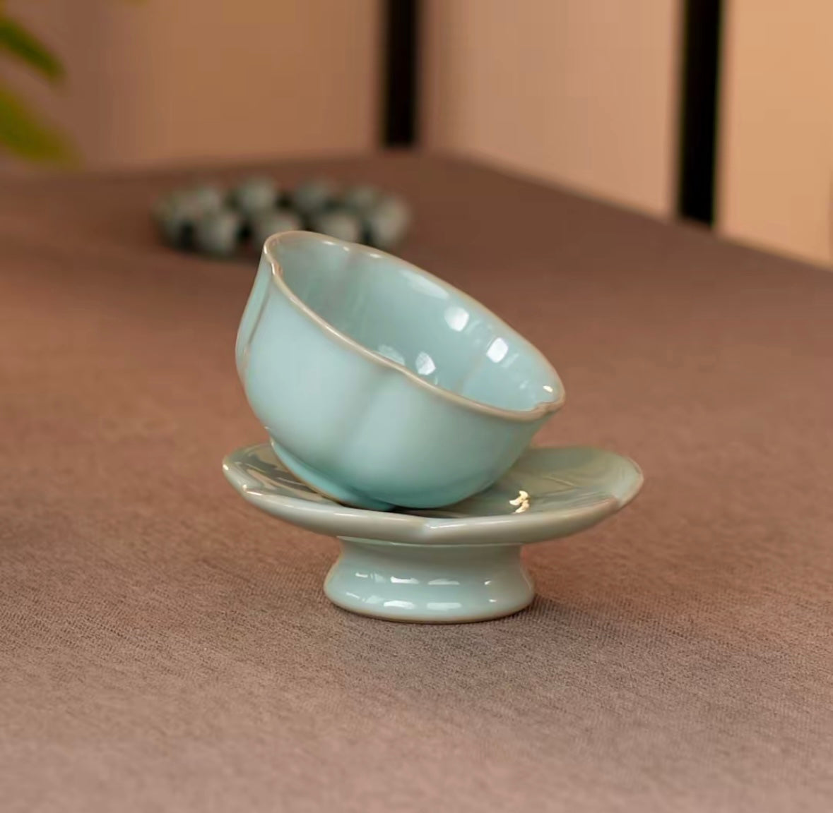 Handcrafted Chinese High-class Ru Porcelain Ruyao Flowere Shape Ru Ware Classic Teacup Set Tea Saucer