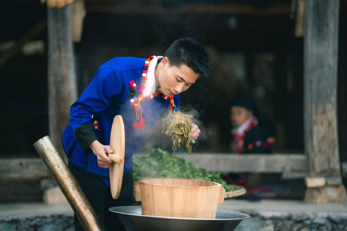Chinese Yunnan De'ang Minority Traditional Sour Tea Fermented Acid Tea