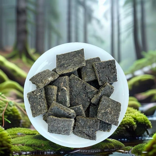 Chinese Yunnan De'ang Minority Traditional Sour Tea Fermented Acid Tea