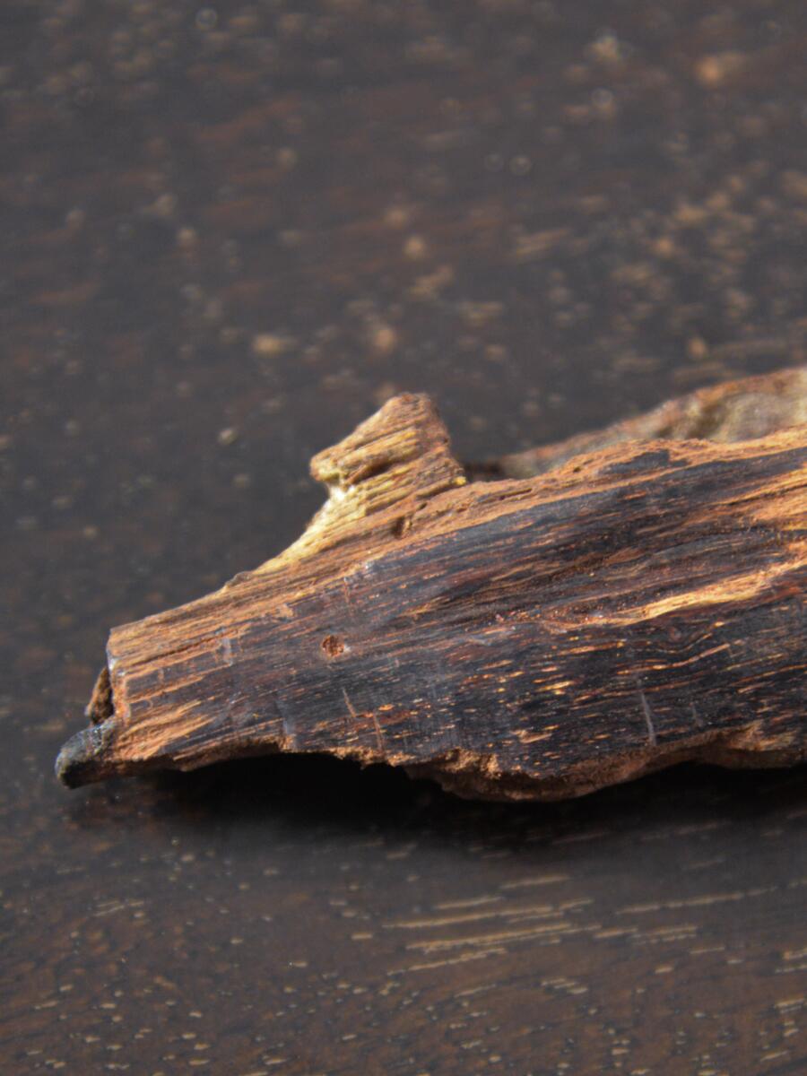 High-class Chinese Authentic Pure Hainan Island Precious Jiangzhenxiang Stick Incense 10g