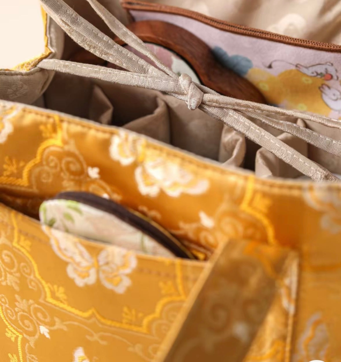 High-class Chinese Traditional Song Brocade Golden Butterfly Pattern Tea Bag Travel Cloth Bag Big Capacity Portable Storage Bag