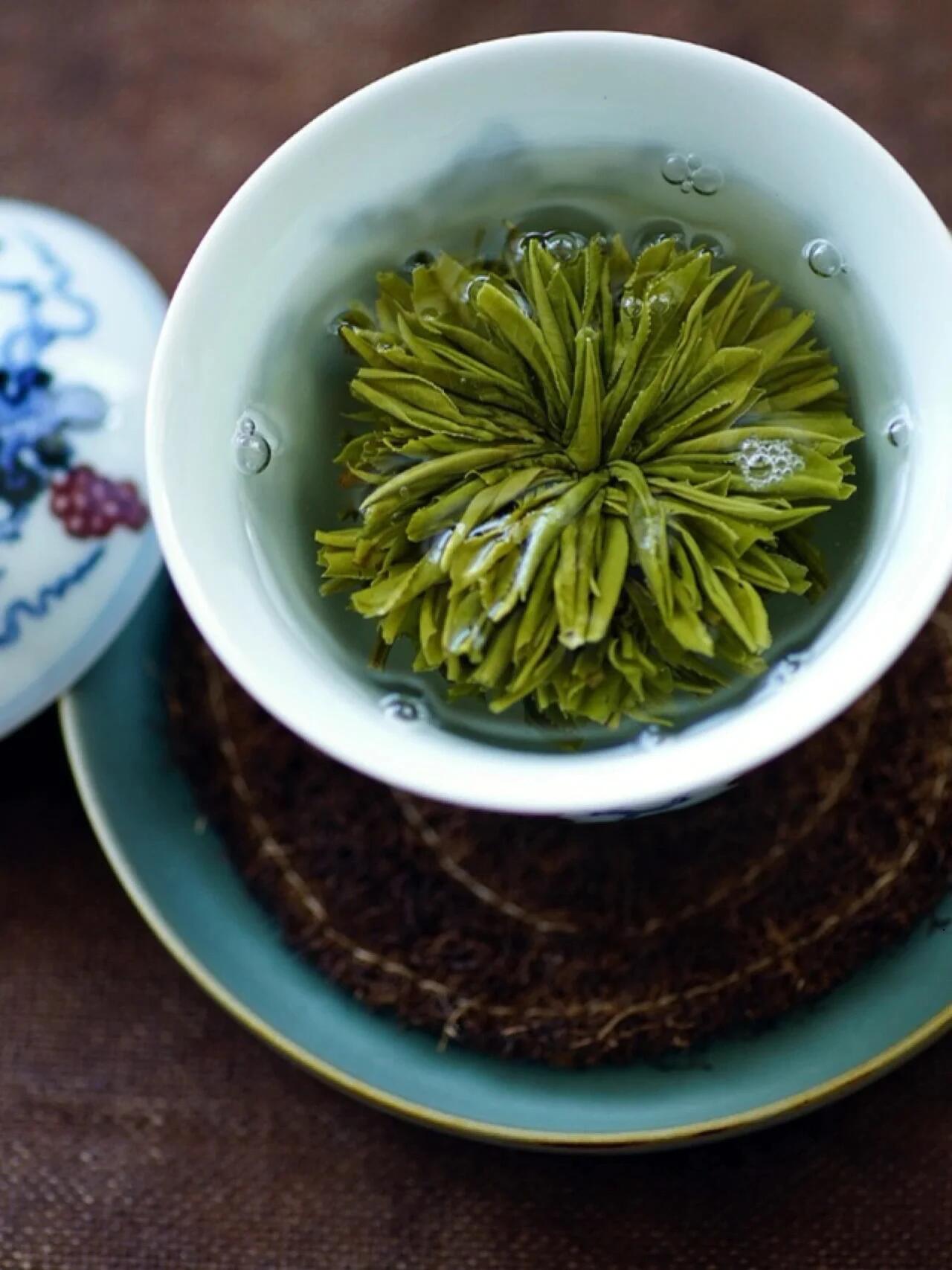Chinese Premium Yellow Mountain Huangshan Green Peony Green Tea High Mountain Tea 50g 6 Sachets