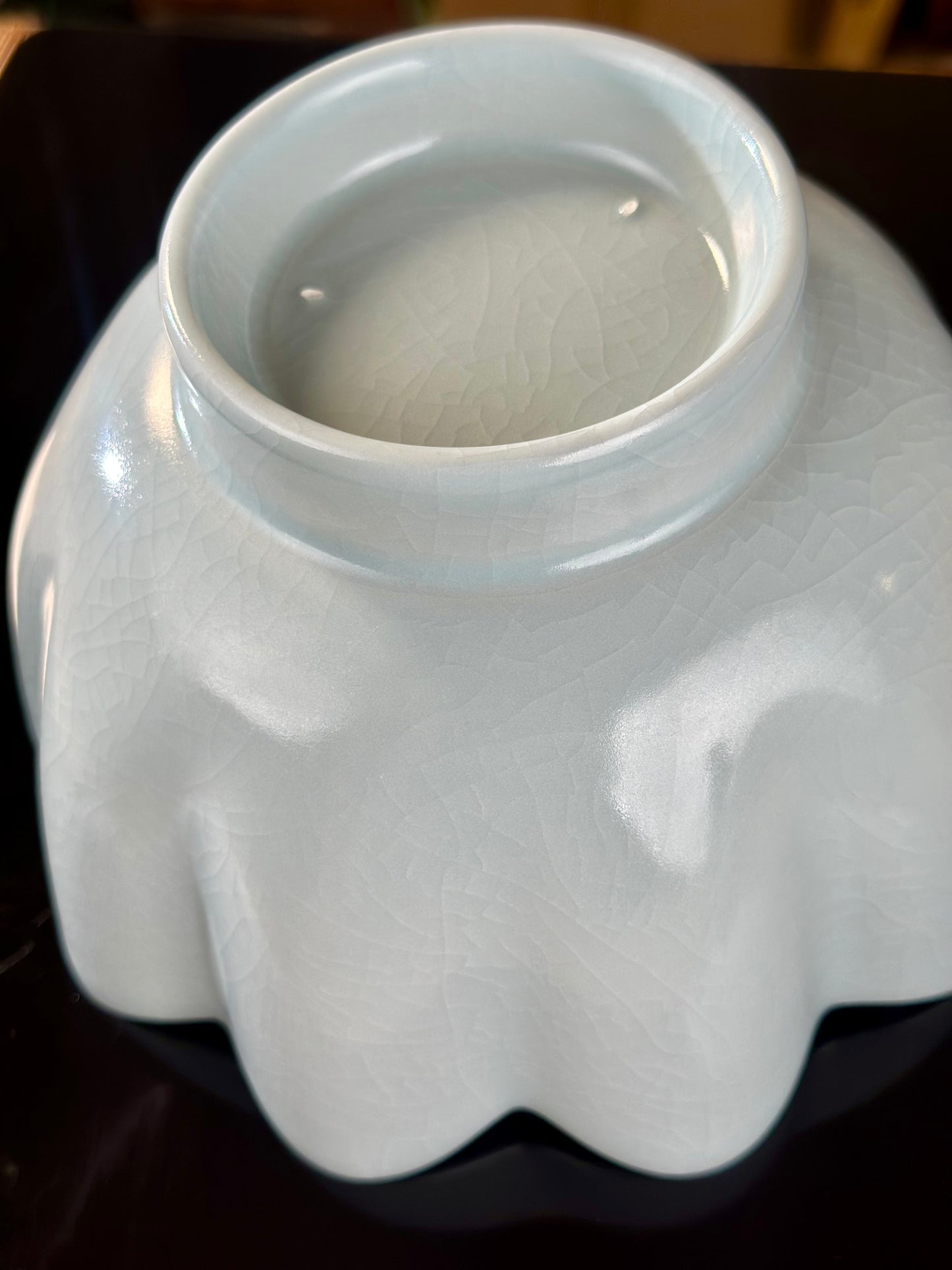 Handcrafted Ru Ware Classic Lotus Shape Tea Bowl Chinese High-class Ru Porcelain Ruyao Moon White Glazed