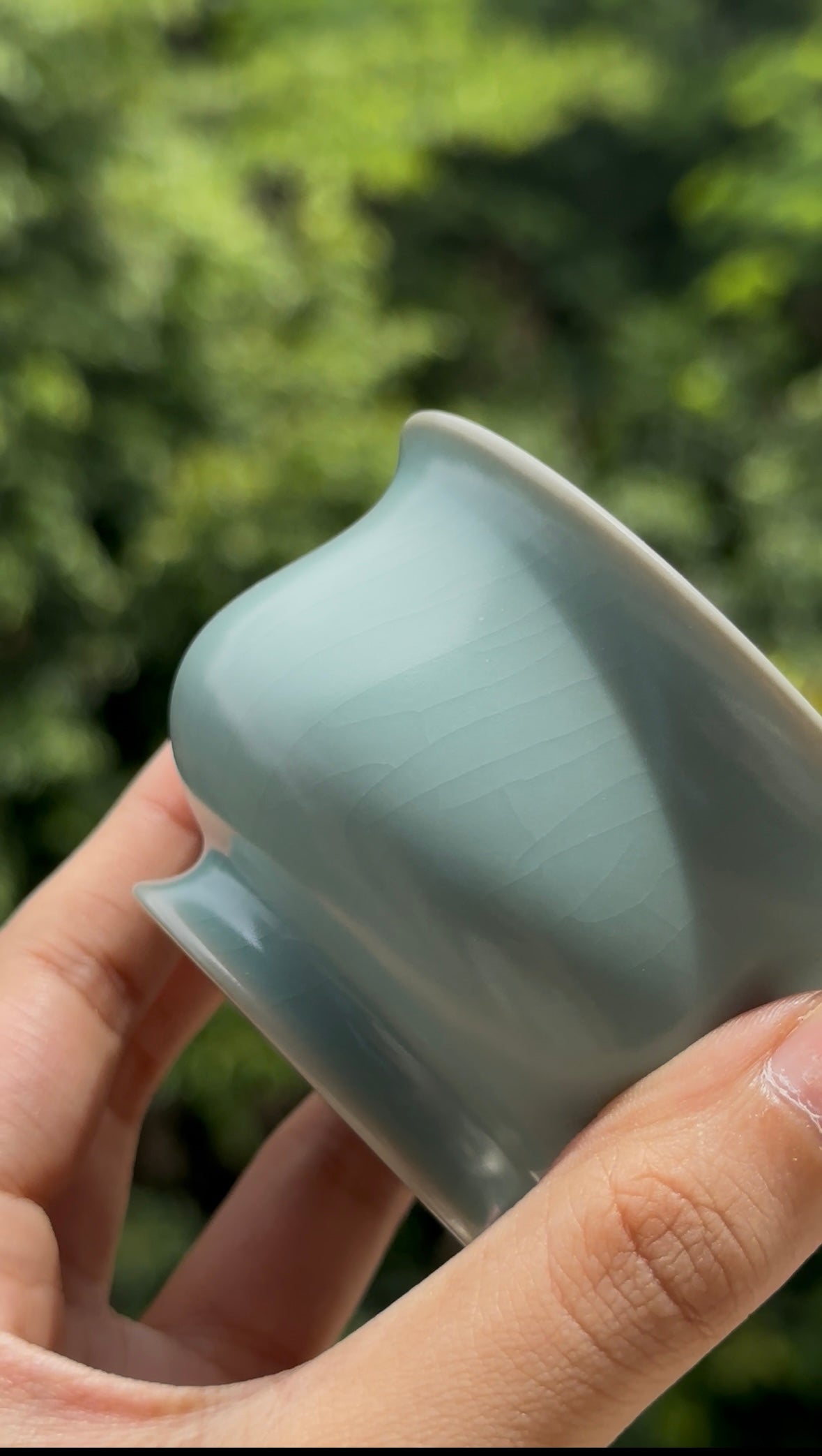 Handcrafted Ru Ware Classic Teacup Chinese High-class Ru Porcelain Ruyao Blue Sky Glazed Yulan Shape Cup