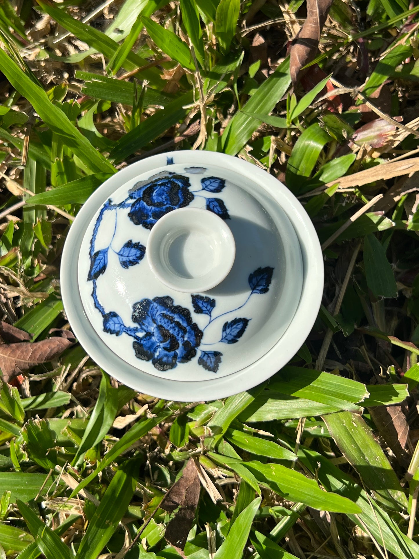 Hand Painted Chinese Blue and White Porcelain Peony Gaiwan Jingdezhen Master Ceramic Artwork