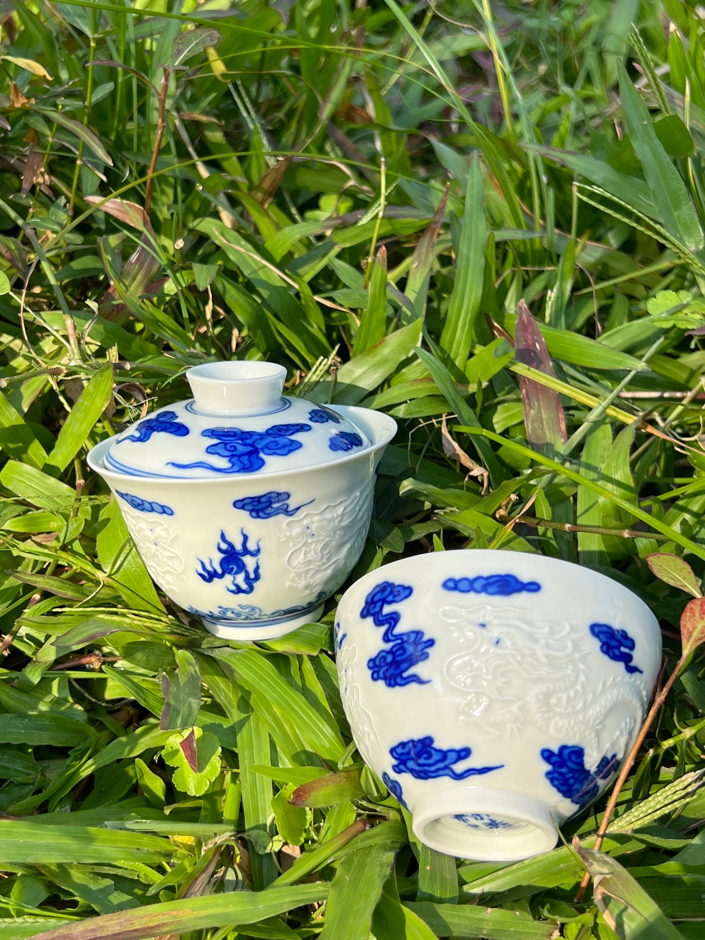 Hand Engraved Chinese Blue and White Porcelain Dragon Gaiwan Jingdezhen Master Ceramic Artwork