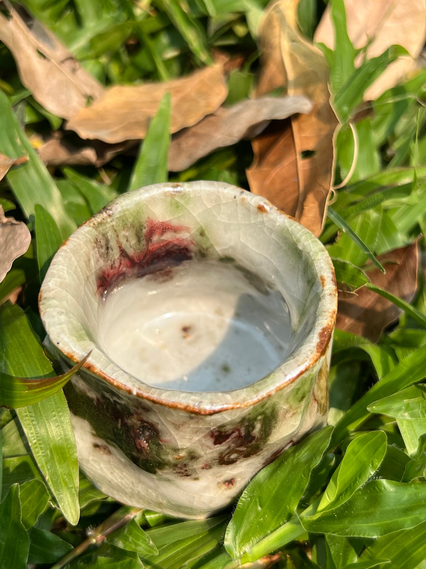 This is a shino ware teacup.this is a shinoyaki teacup