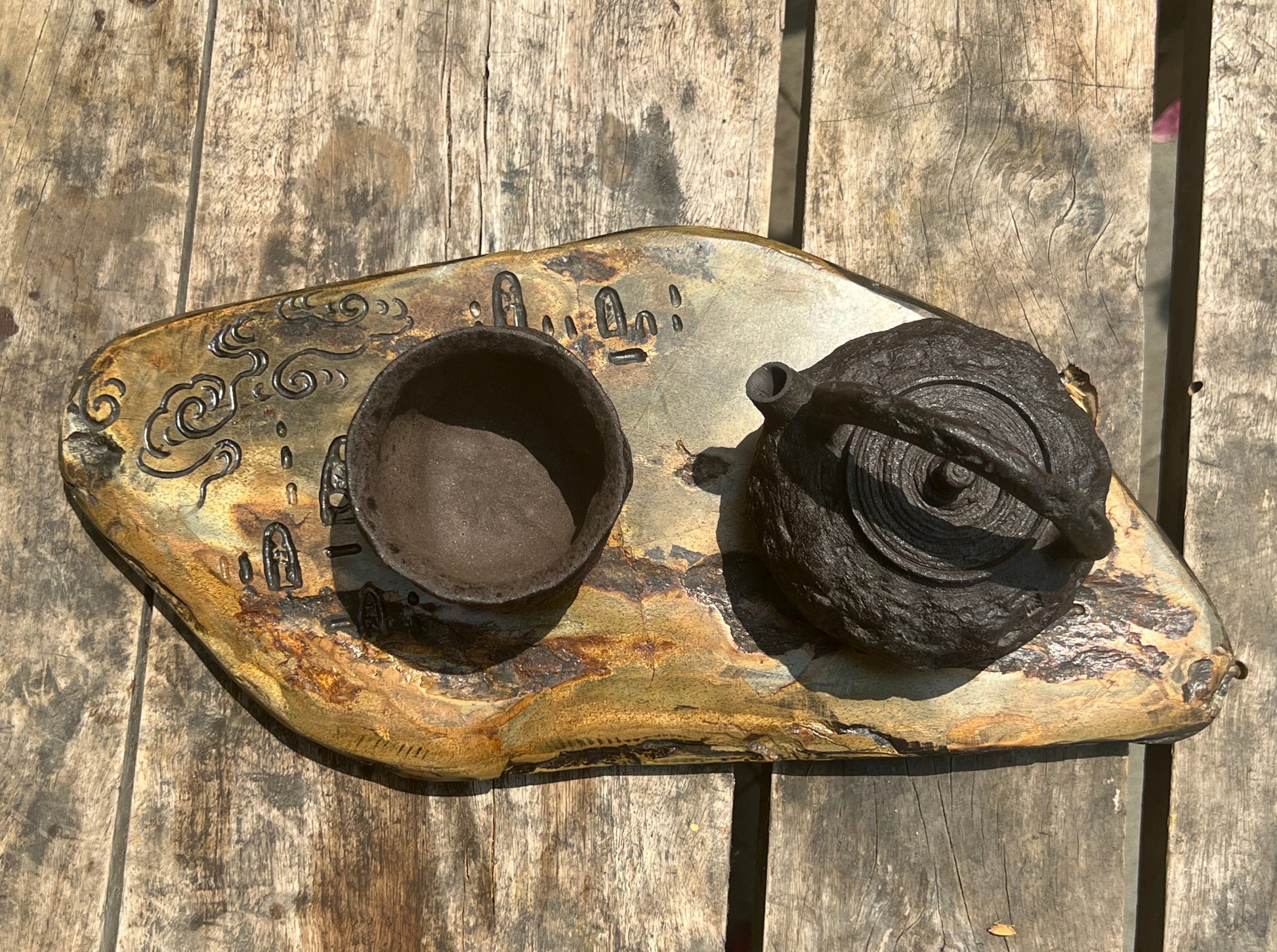 This is an inkstone tea tray tea boat