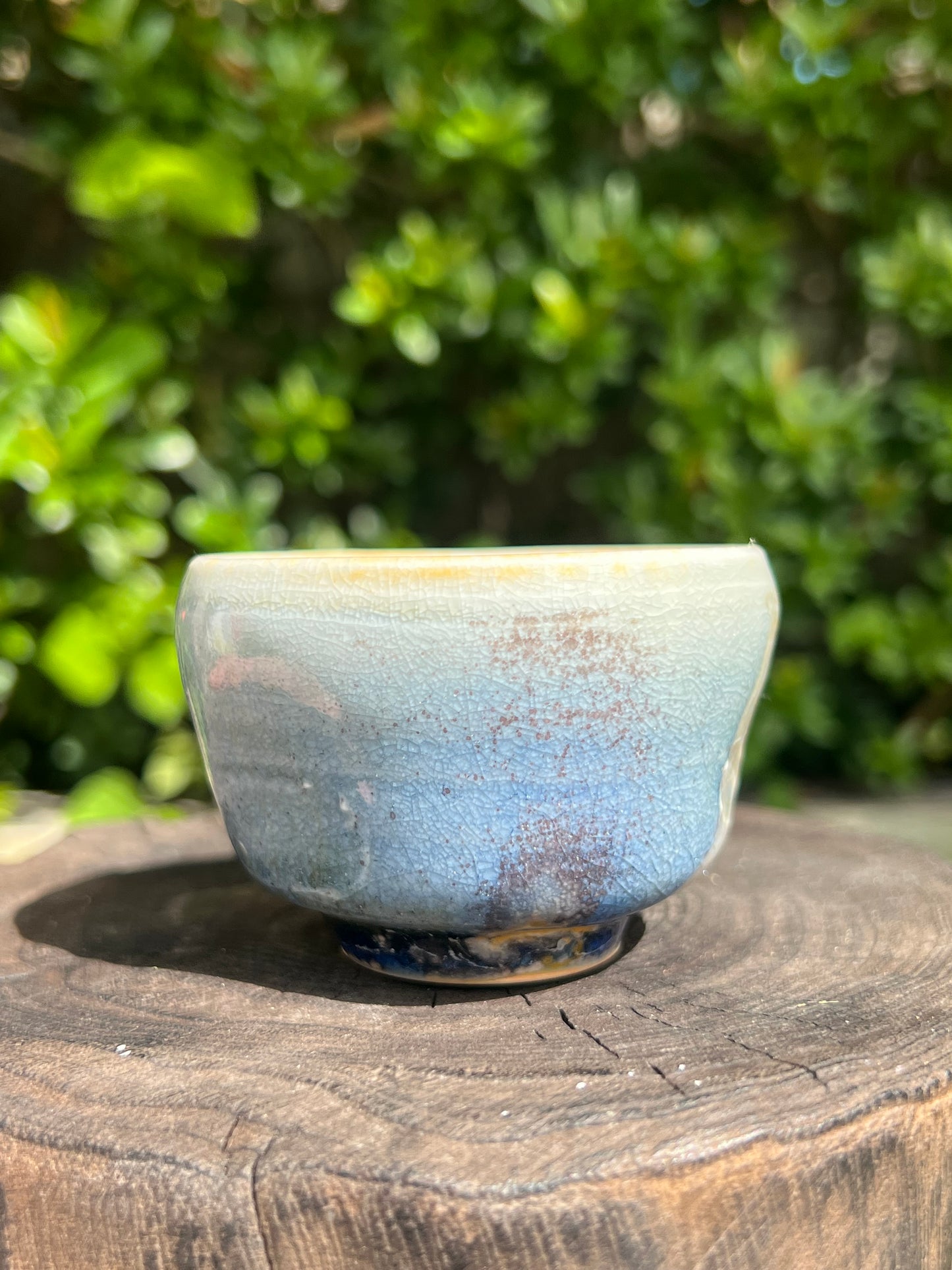 This is a shino ware teacup.this is a shinoyaki teacup