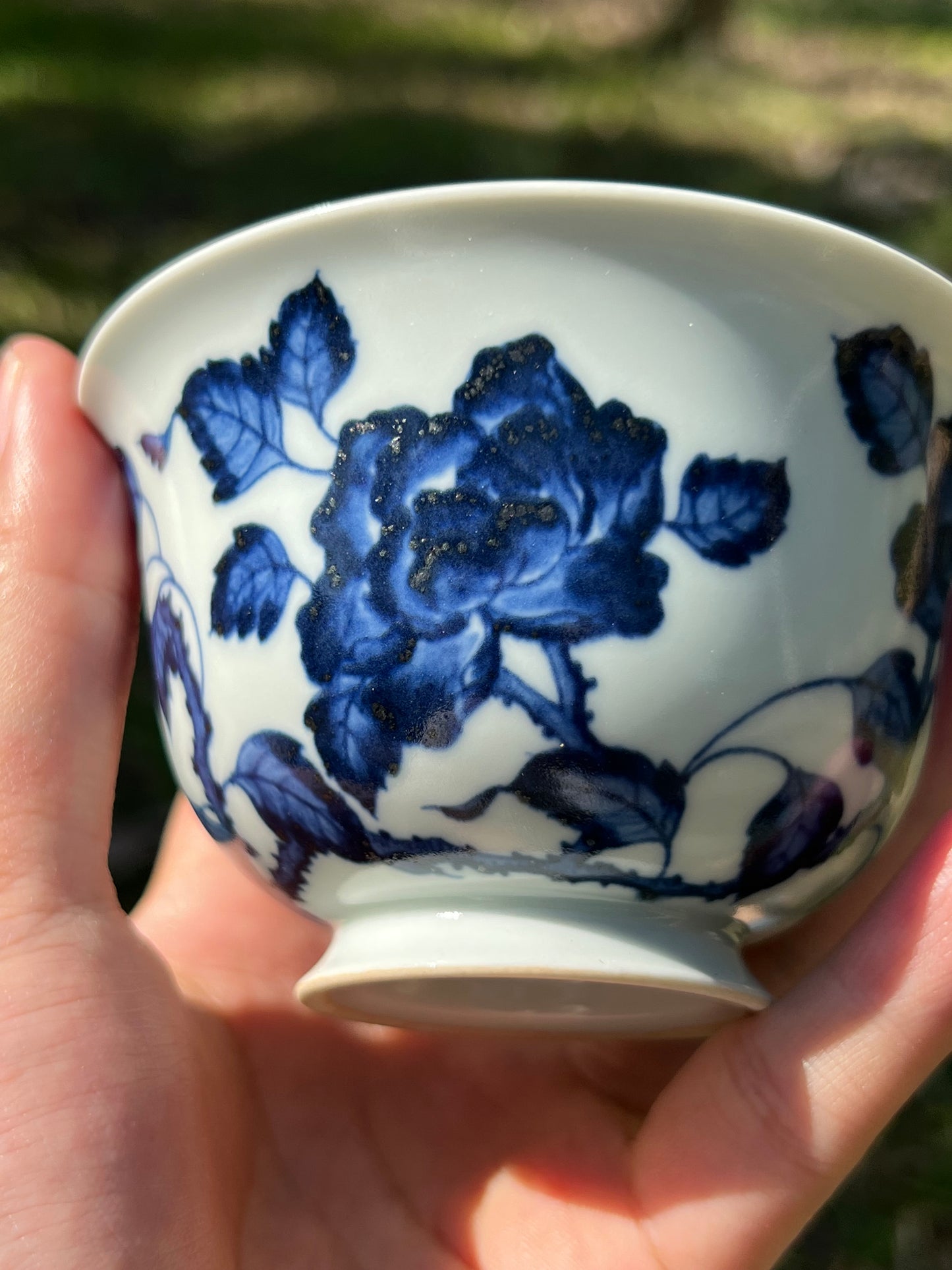 Hand Painted Chinese Blue and White Porcelain Peony Gaiwan Jingdezhen Master Ceramic Artwork