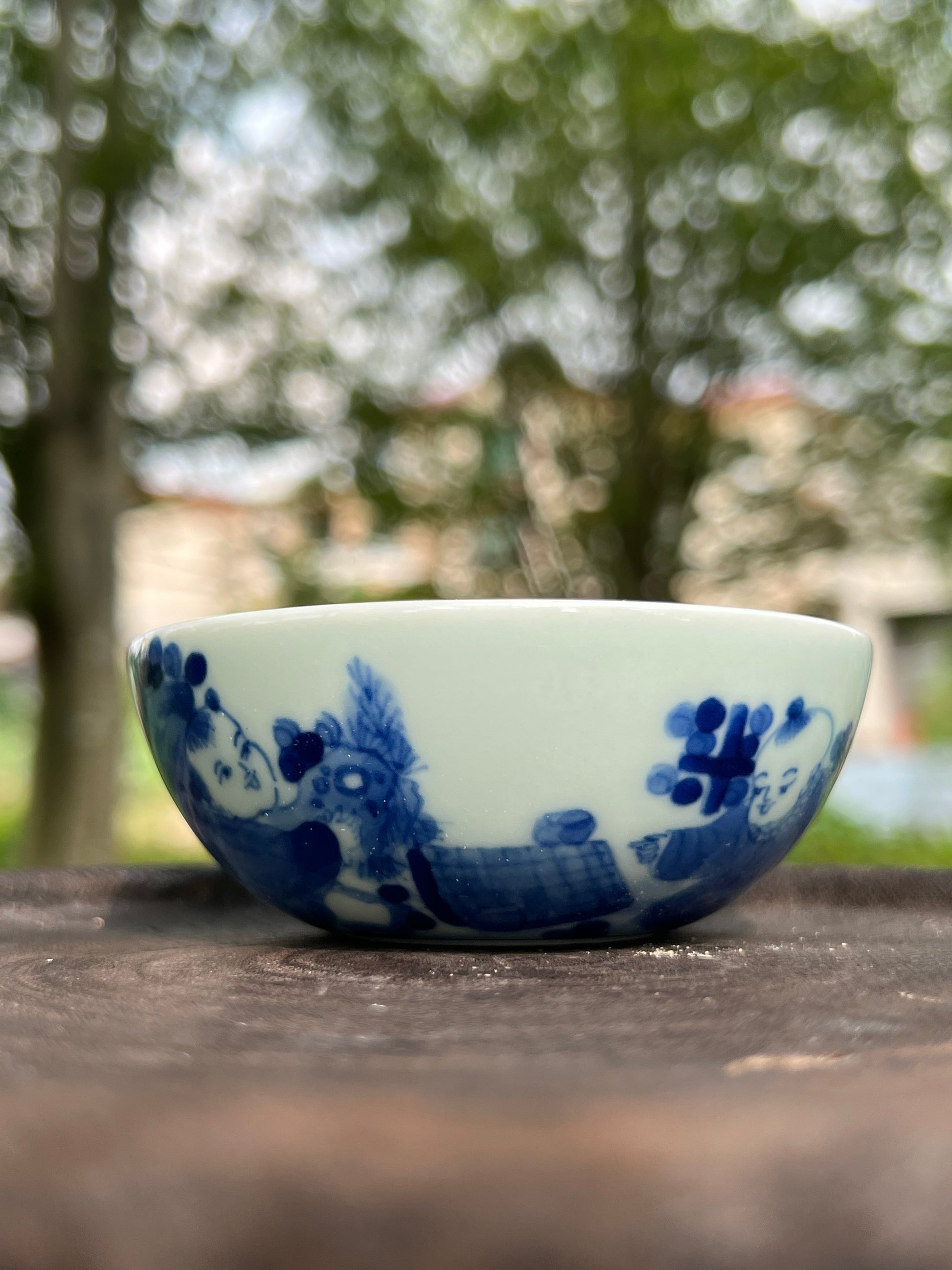 this is Chinese Jingdezhen blue and white porcelain teacup. this is a ceramic teacup