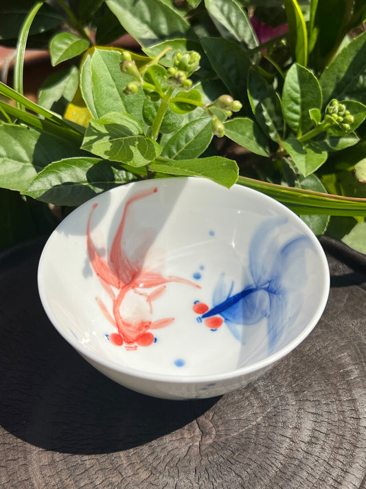 Handcrafted Chinese Handpainted Chinese Fish Blue and White Porcelain Teacup Jingdezhen Teacup Ceramic Master Pottery Artwork