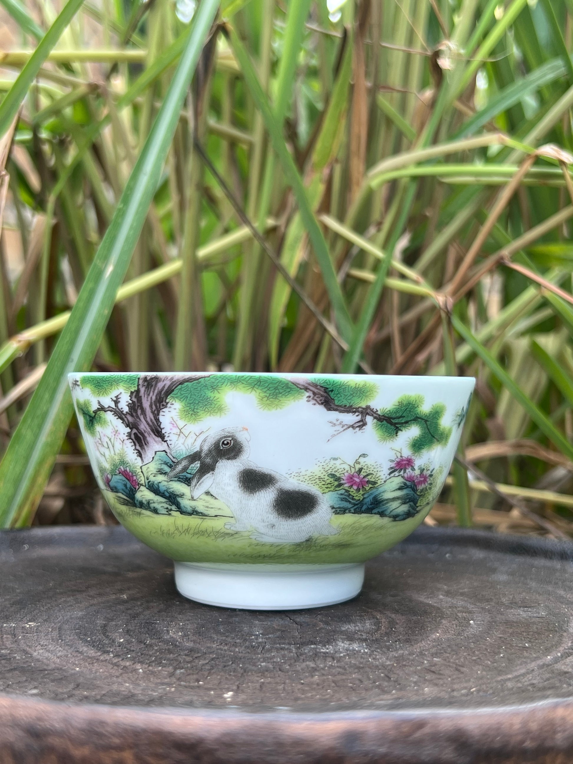 This is a Chinese Jingdezhen enamel  teacup