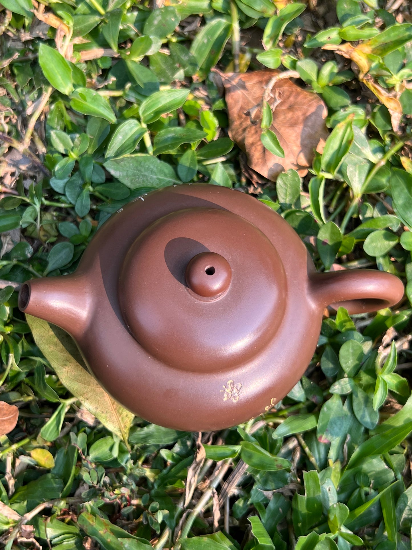 This is a Nixing teapot.this is a Chinese Nixing pottery clay teapot