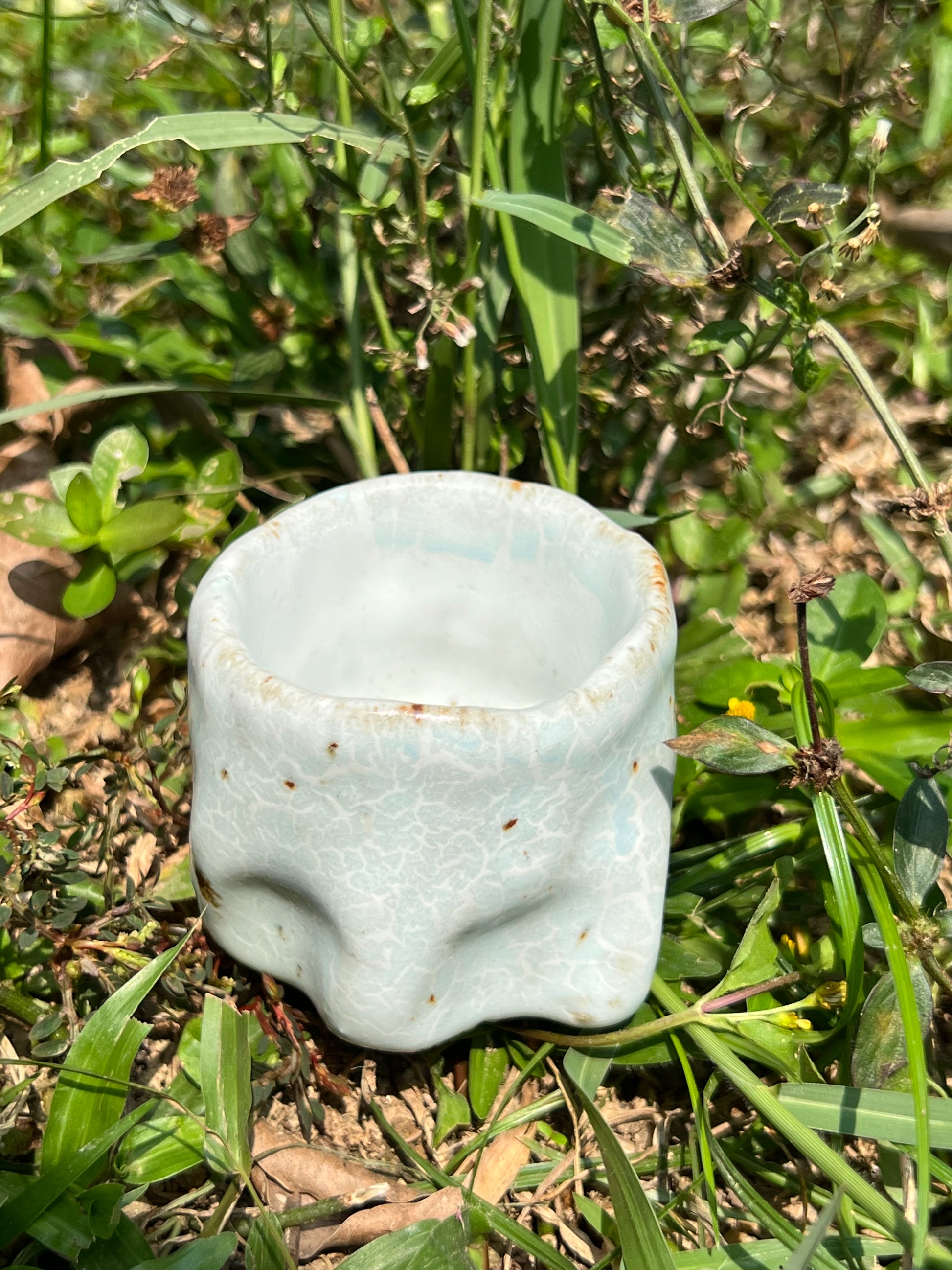 This is a shino ware teacup.this is a shinoyaki teacup