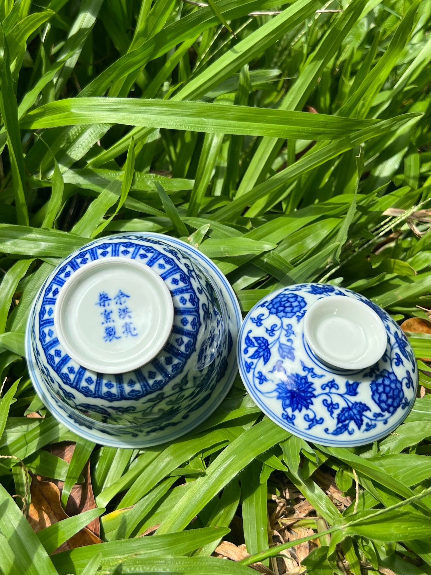 Hand Painted Chinese Twist Lotus Pattern Blue and White Porcelain Gaiwan Set Jingdezhen Master Ceramic Artwork