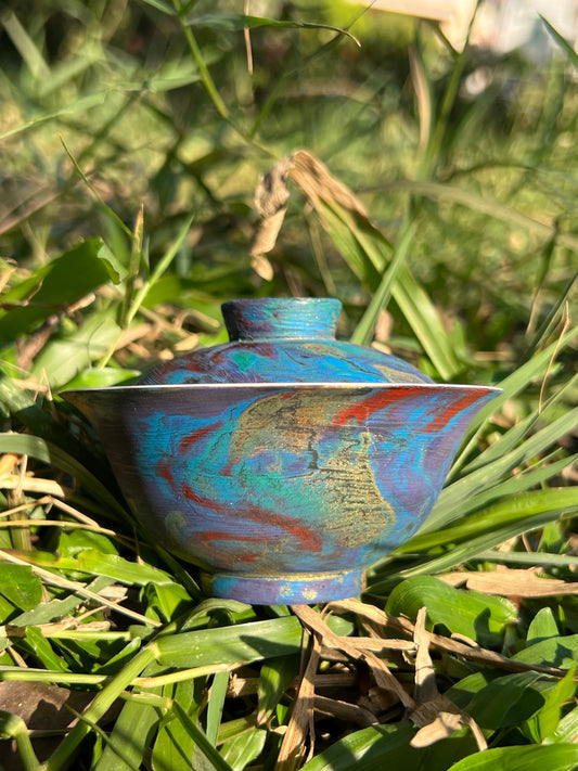 this is Chinese lacquer ware gaiwan