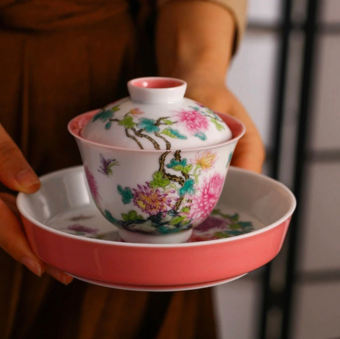 This is a Chinese Jingdezhen enamel chrysanthemum flower teapot gaiwan