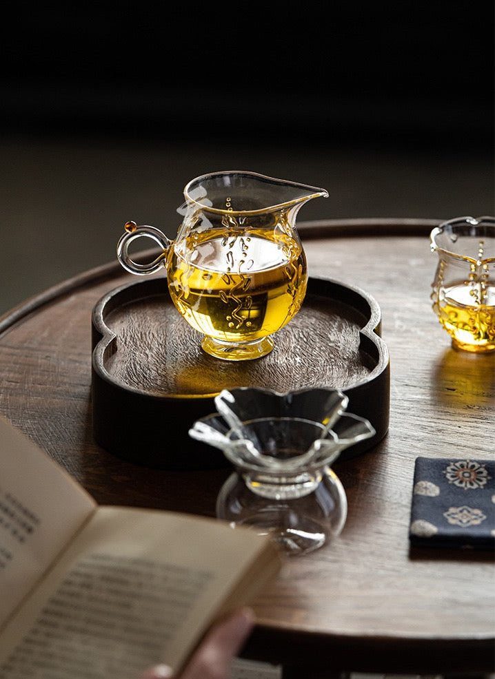 Original Handmade High Quality Flower Shape Glass Fair Cup Gongdaobei