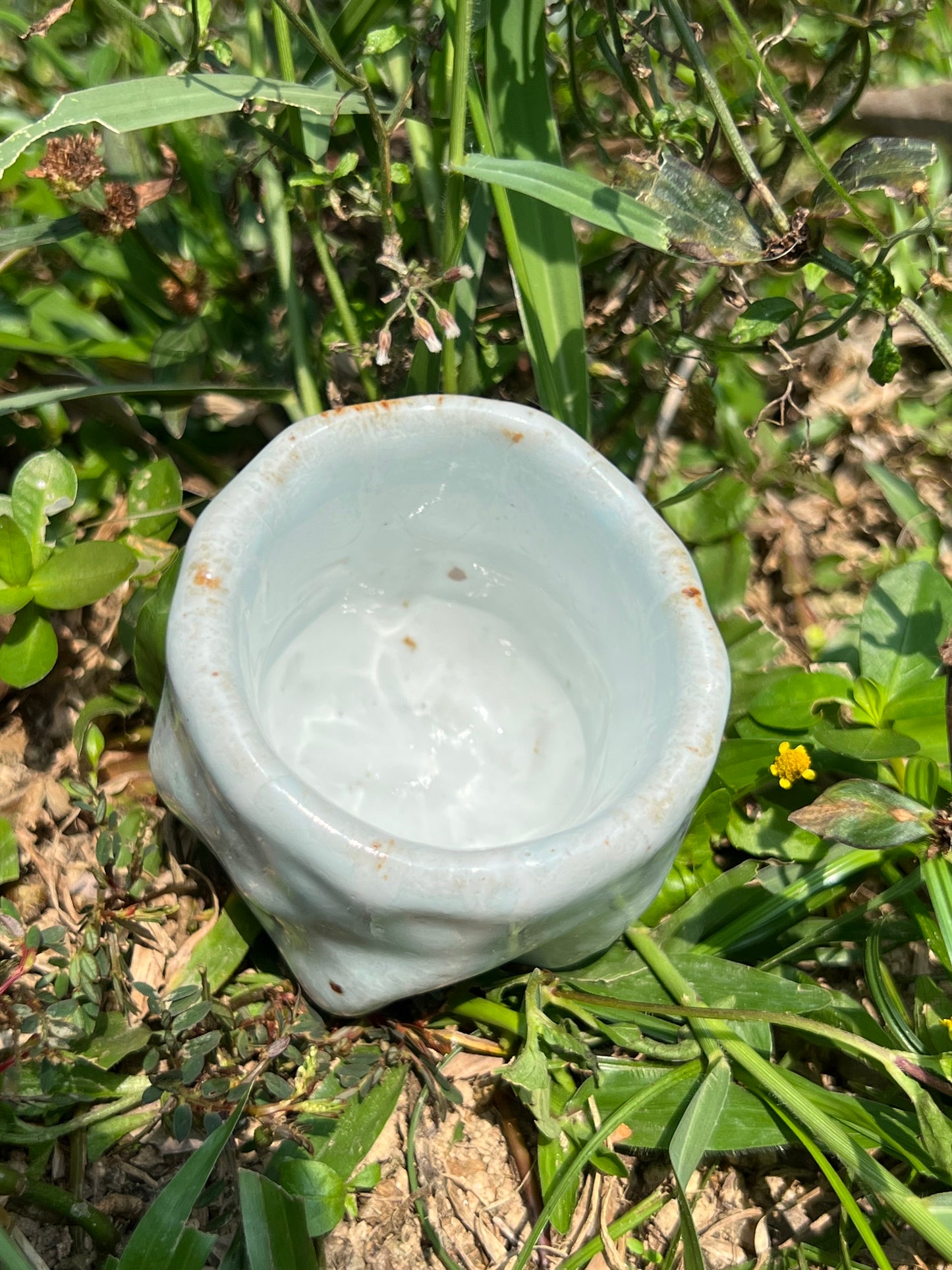 This is a shino ware teacup.this is a shinoyaki teacup