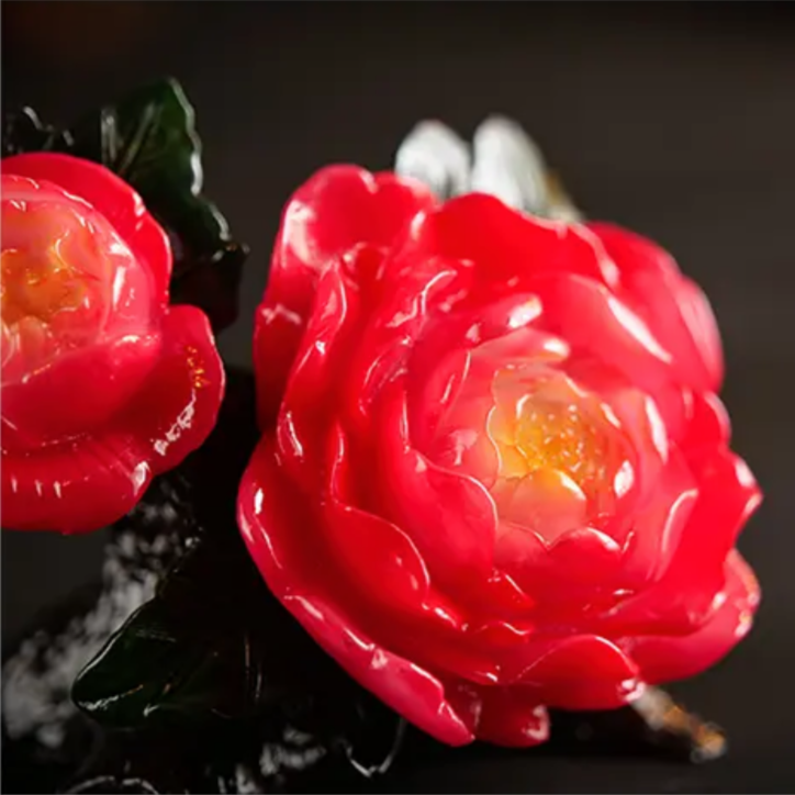 This is a color changing peony flower teapet.this is a resin teapet