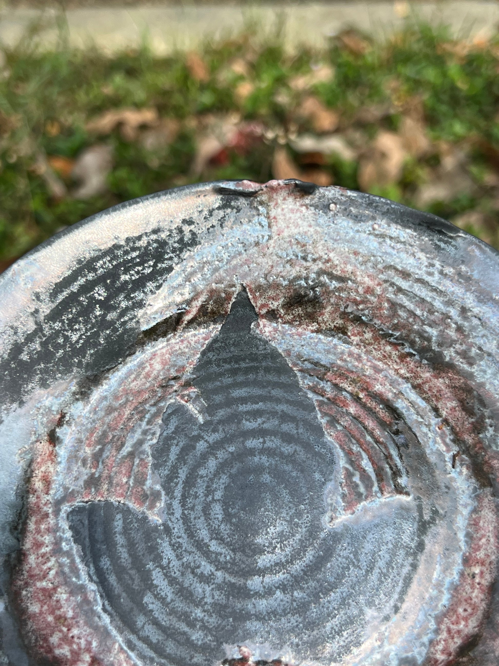 This is a pottery teapot.this is a pottery gaiwan