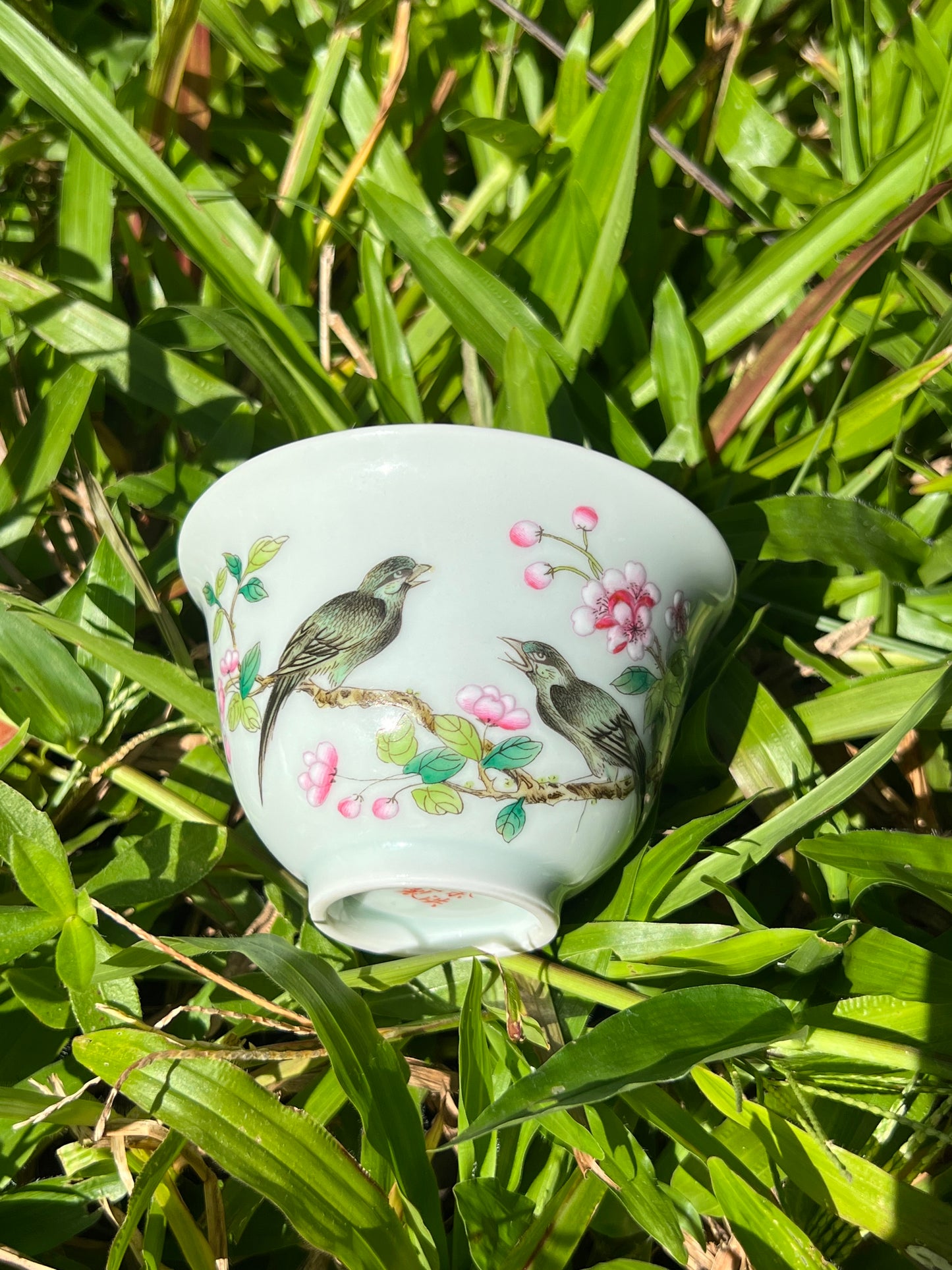 Handcrafted Chinese Handpainted Chinese Famille Rose Flower Bird Teacup Jingdezhen Master Cup Ceramic Artwork