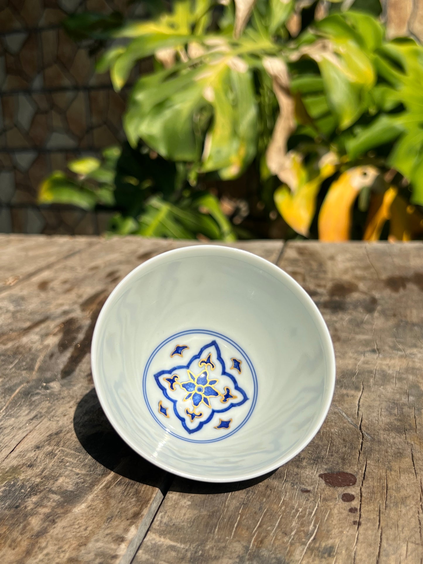 This is a Chinese Jingdezhen blue and white porcelain flower teapot gaiwan