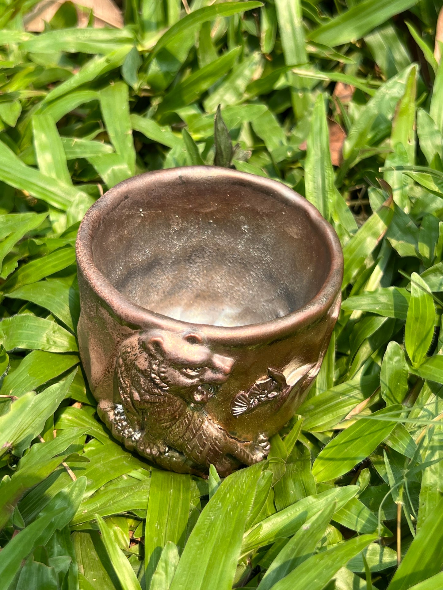 Handmade Chinese Tietai Pottery Tiger Teacup Woodfired Natural Gloss Artwork Gongfu Teaware Teacup