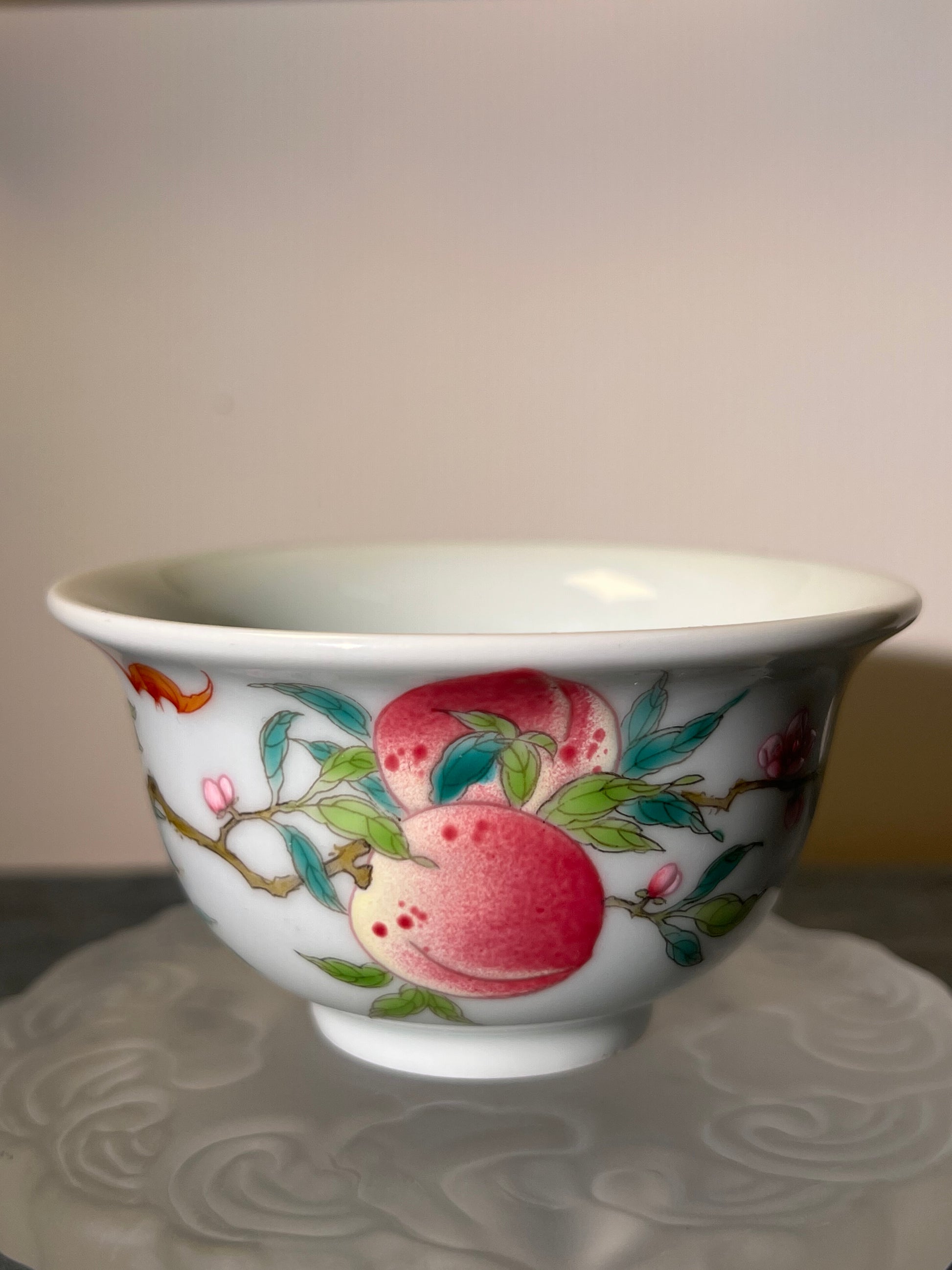 This is a Chinese Jingdezhen ceramic teacup