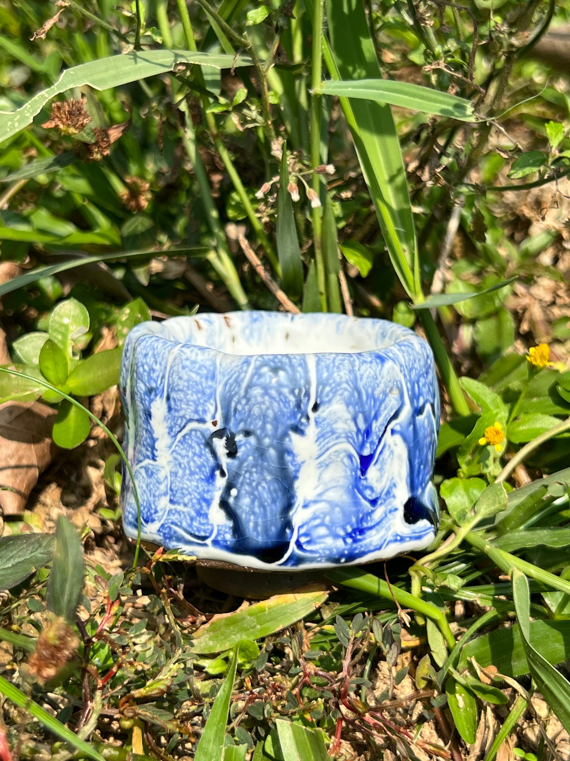 This is a shino ware teacup.this is a shinoyaki teacup