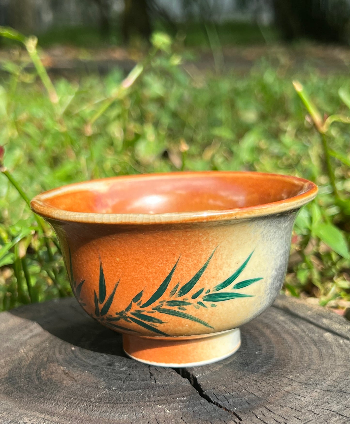 This is a Chinese Jingdezhen ceramic teacup