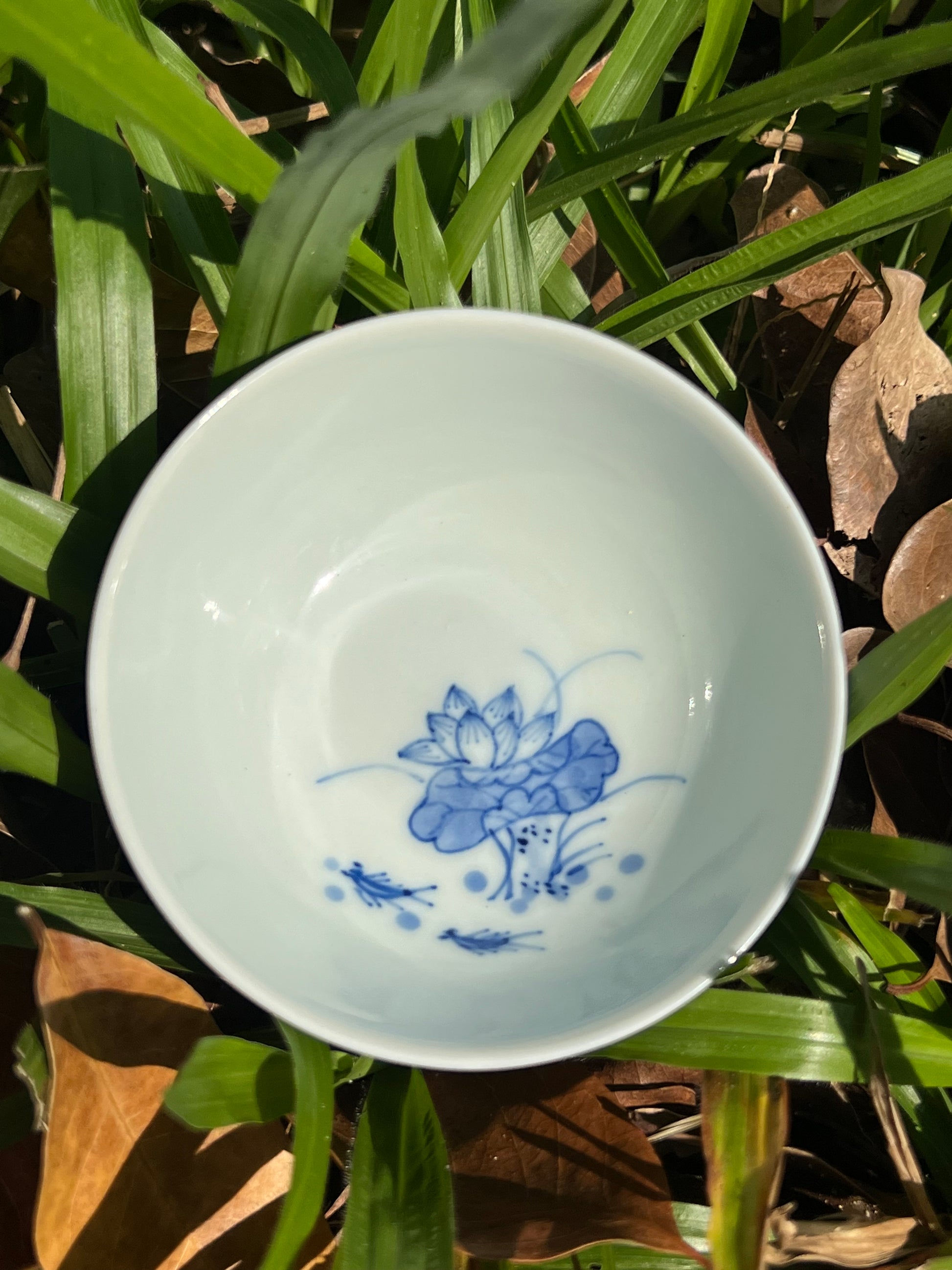 This is Chinese blue and white porcelain teacup. This is a ceramic teacup